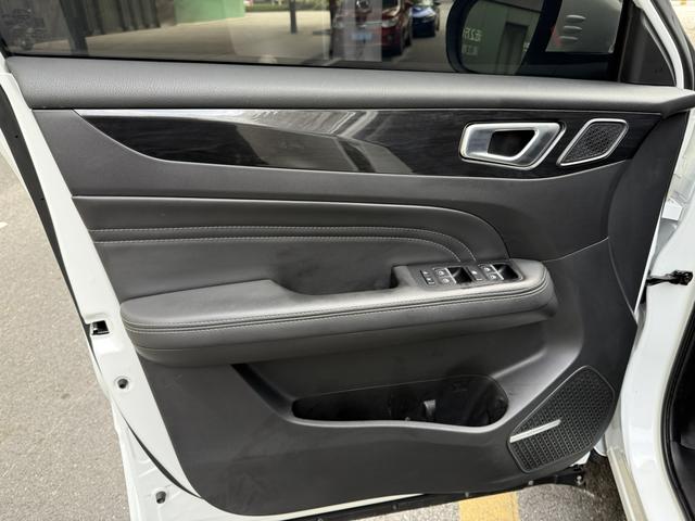 Kaiyi Showjet 2020 #20 Kaiyi Showjet 2020 car image #20