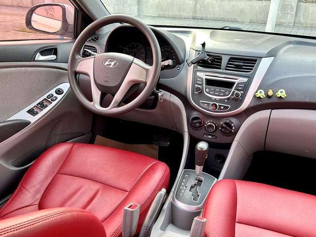 Hyundai Reina 2013 car image #20