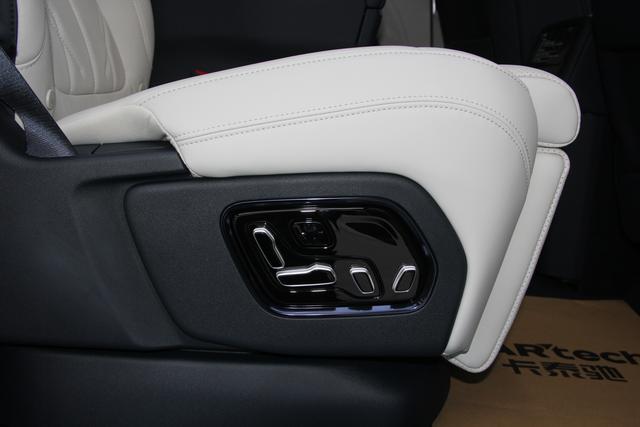 极氪 极氪9X 2026 汽车图片 #20