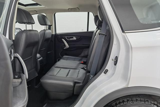 SWM斯威汽车 SWM斯威X7 2019 汽车图片 #20