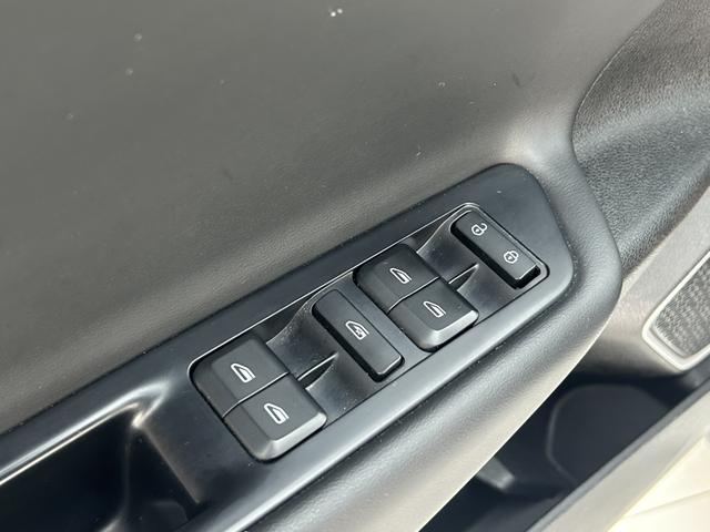 睿蓝汽车 枫叶60s 2022 汽车图片 #20