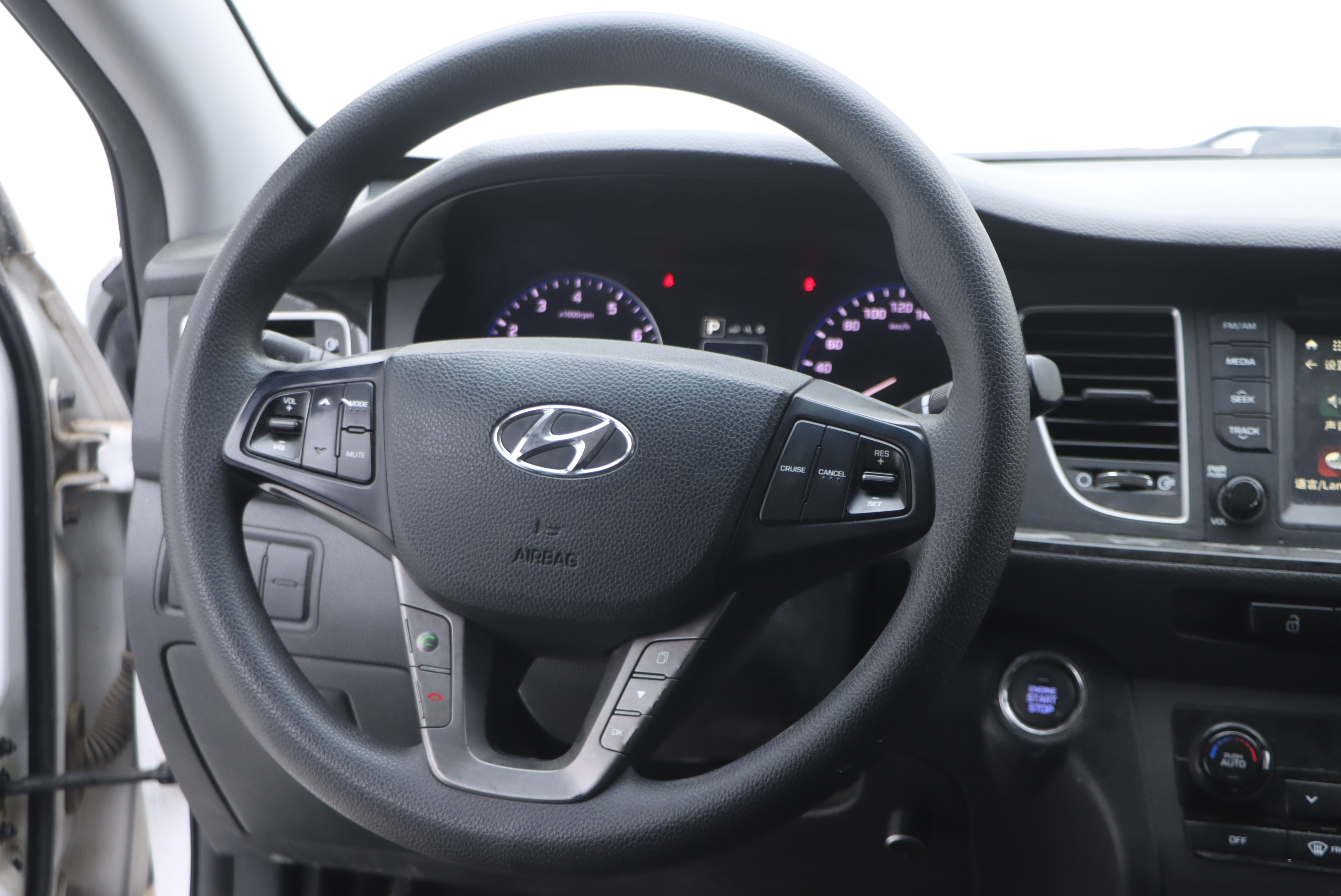 Hyundai Mistra 2017 #20 Hyundai Mistra 2017 car image #20