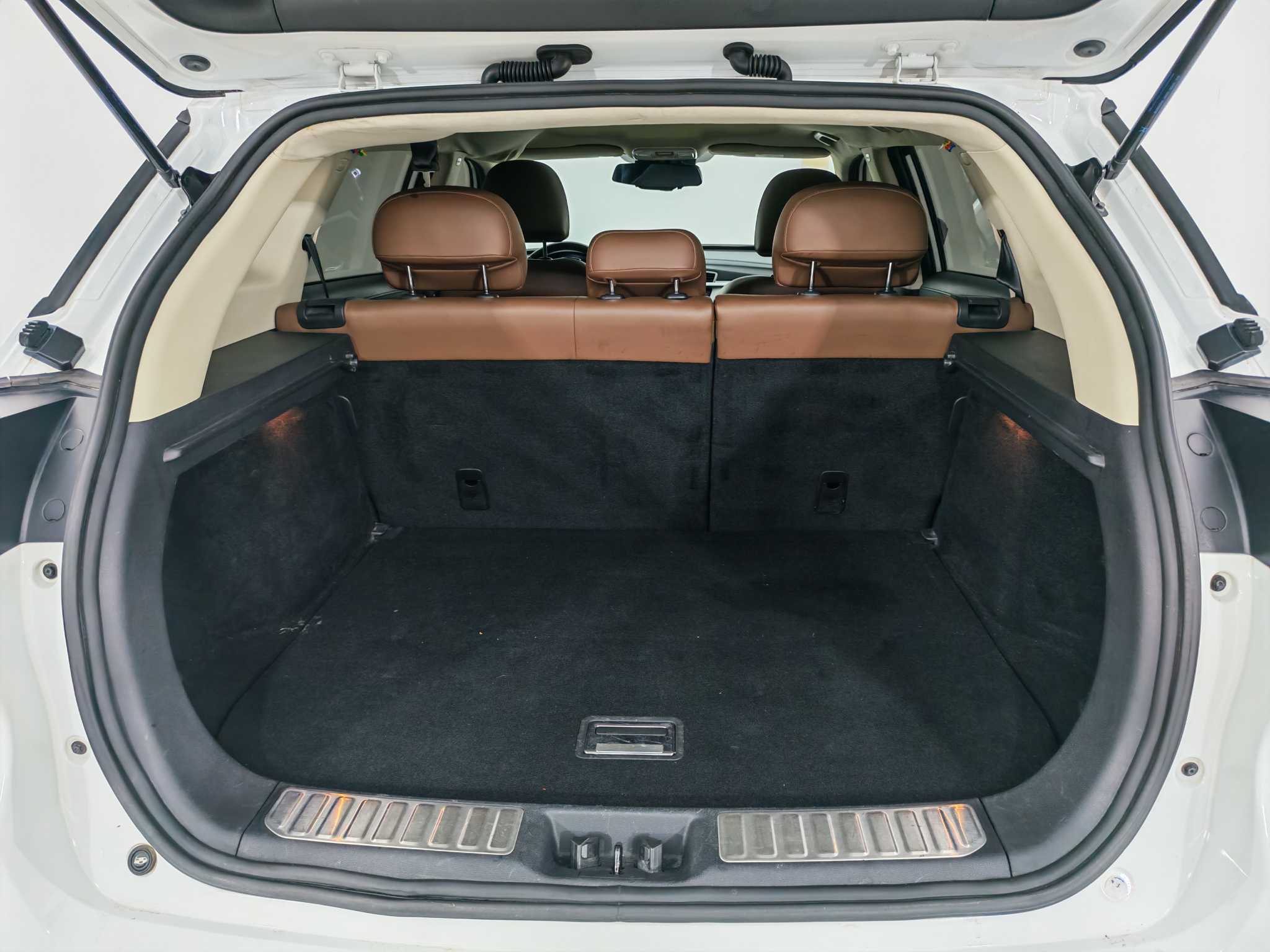 GEELY Boyue 2018 immagine di auto #20