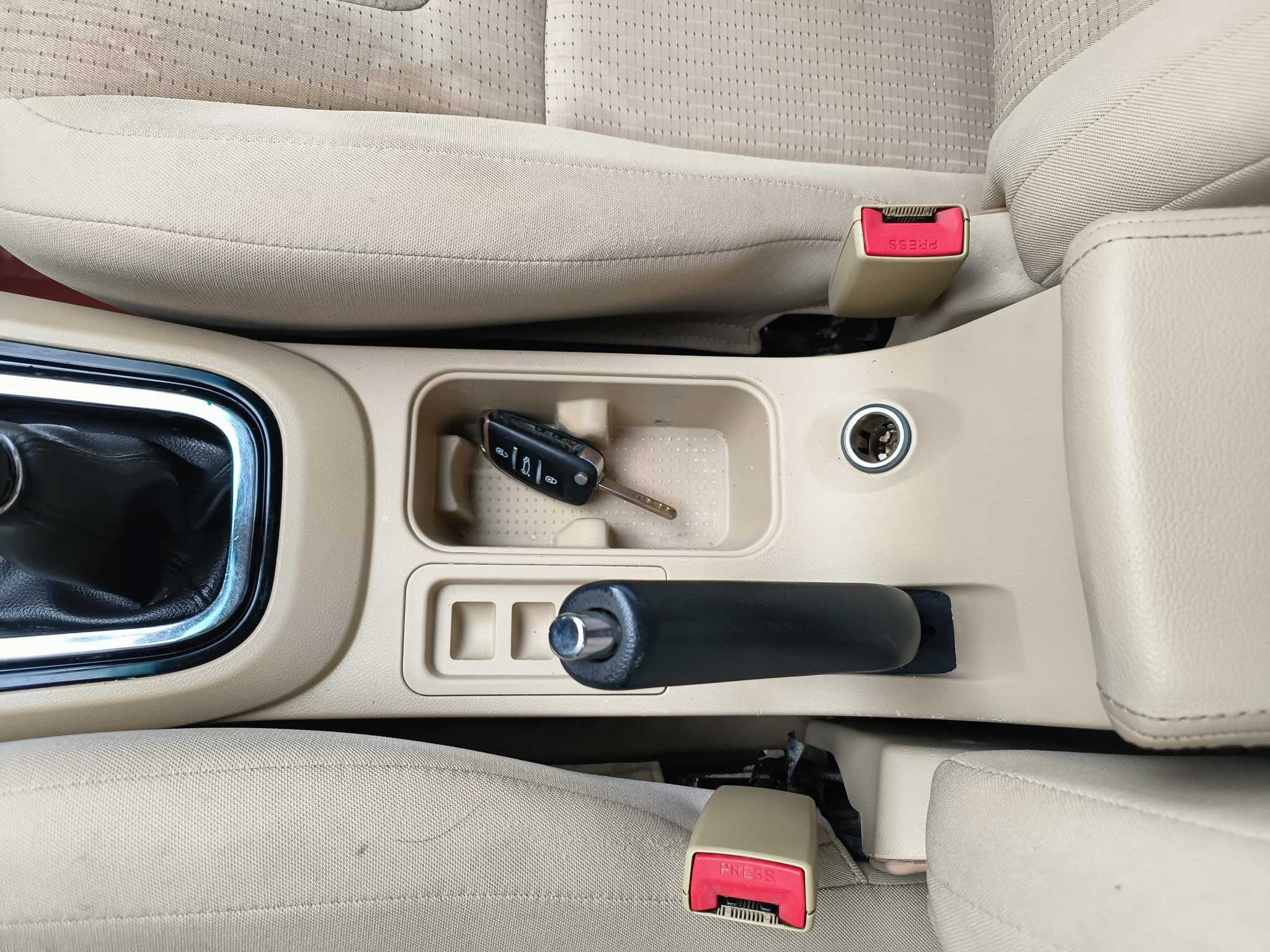 Chery E5 2015 изображение автомобиля #20