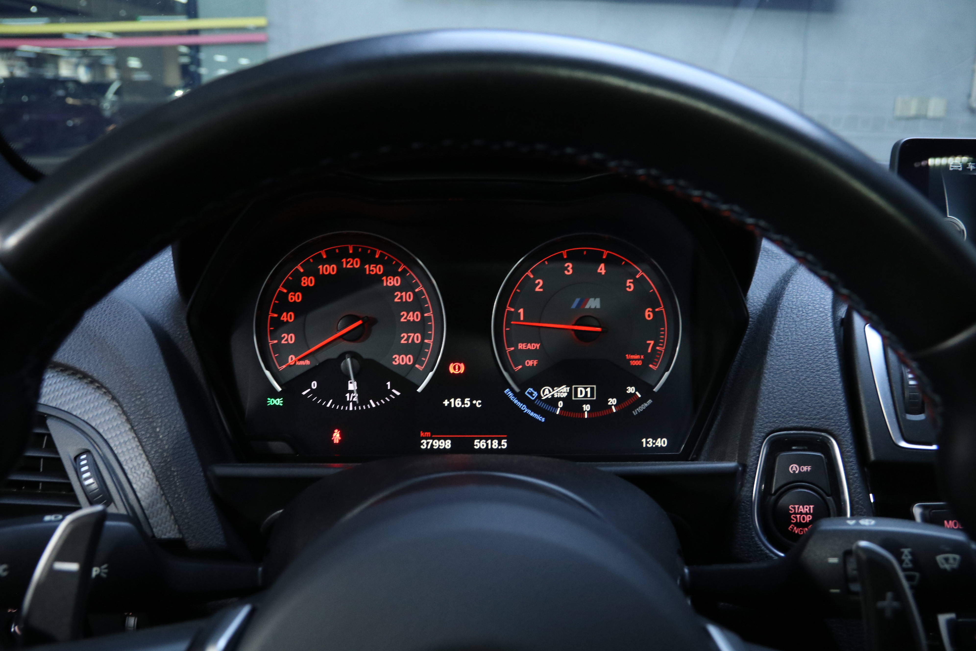 BMW M2 2016 car image #20