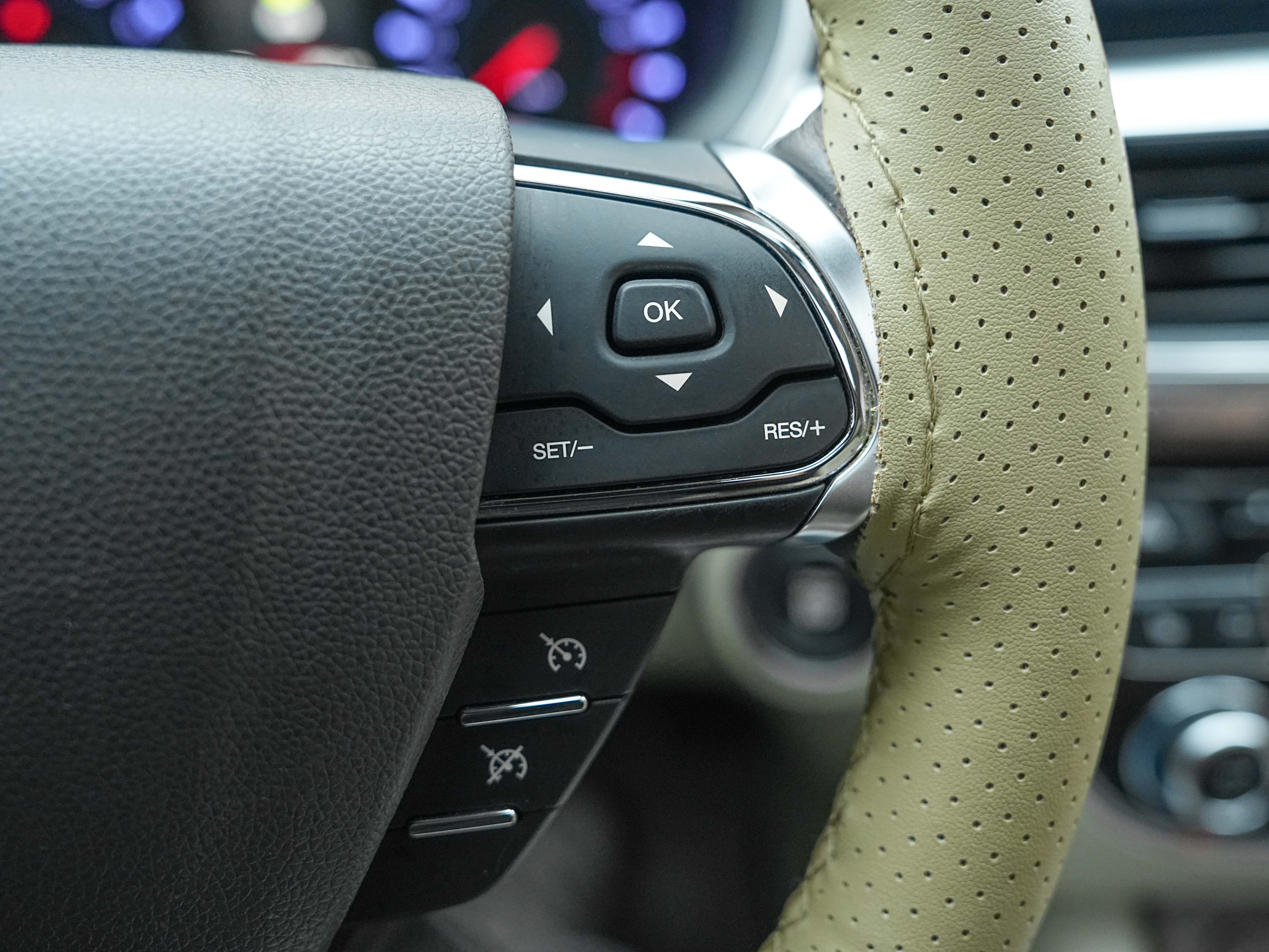 GAC Trumpchi GA8 2017 car image #20