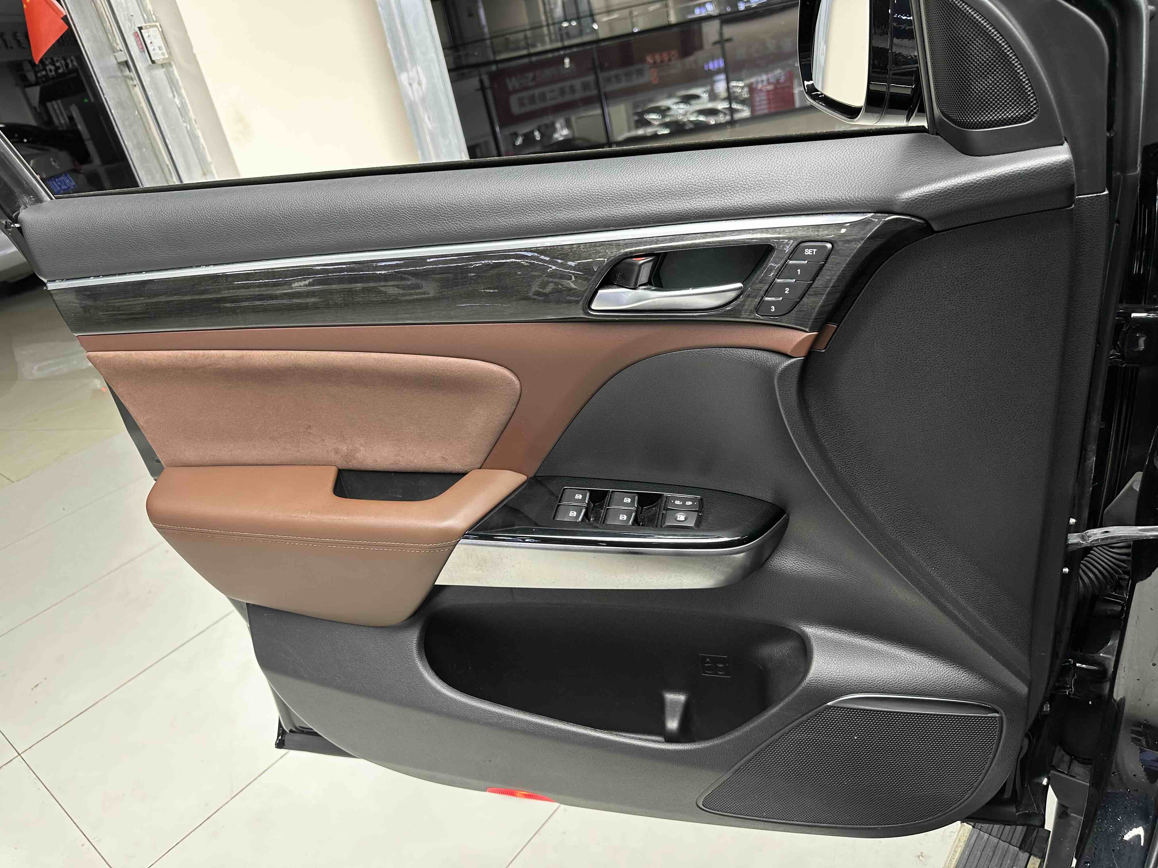 GAC Trumpchi GS8 2017 car image #20