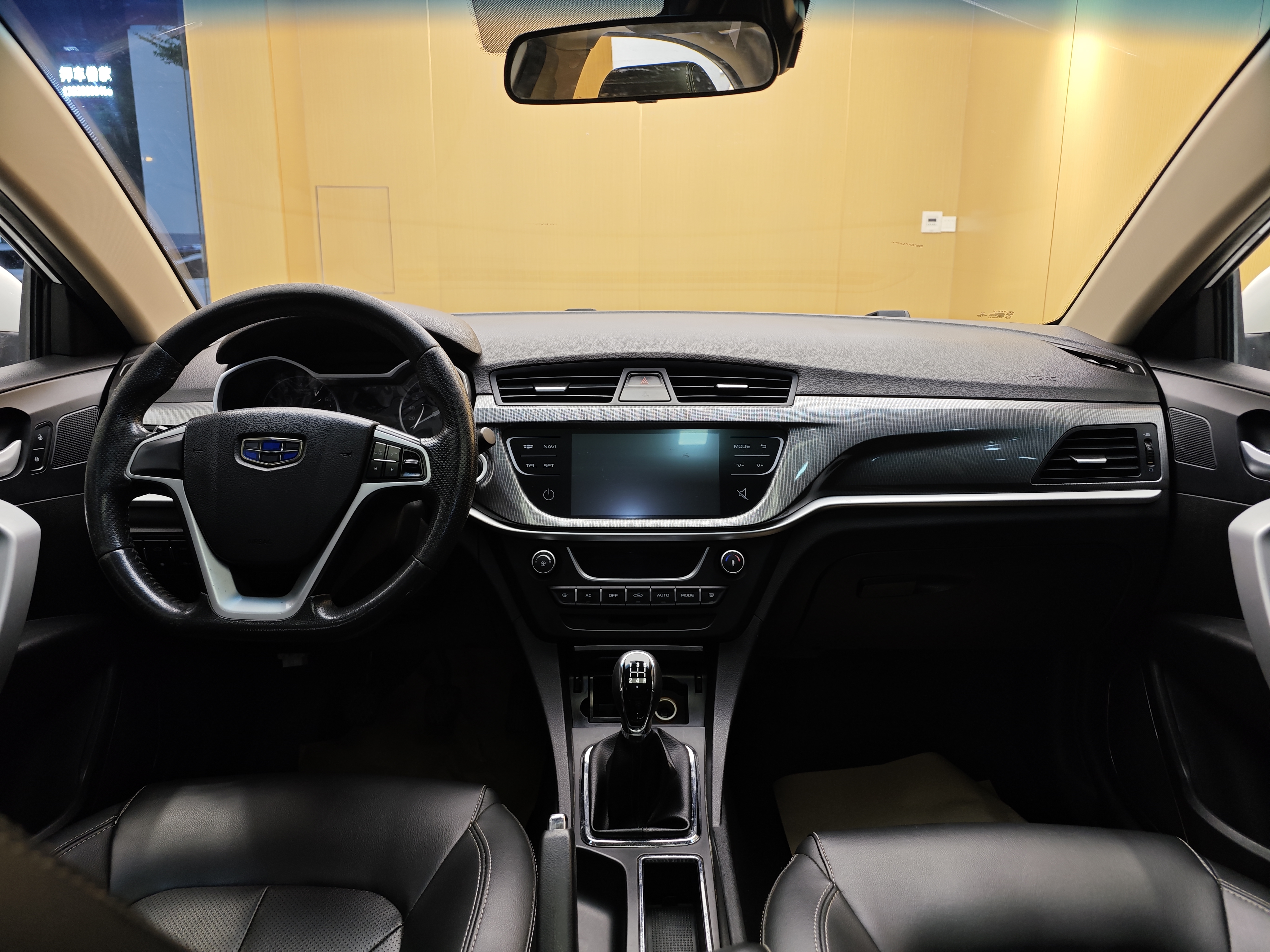 GEELY Emgrand 2018 car image #20