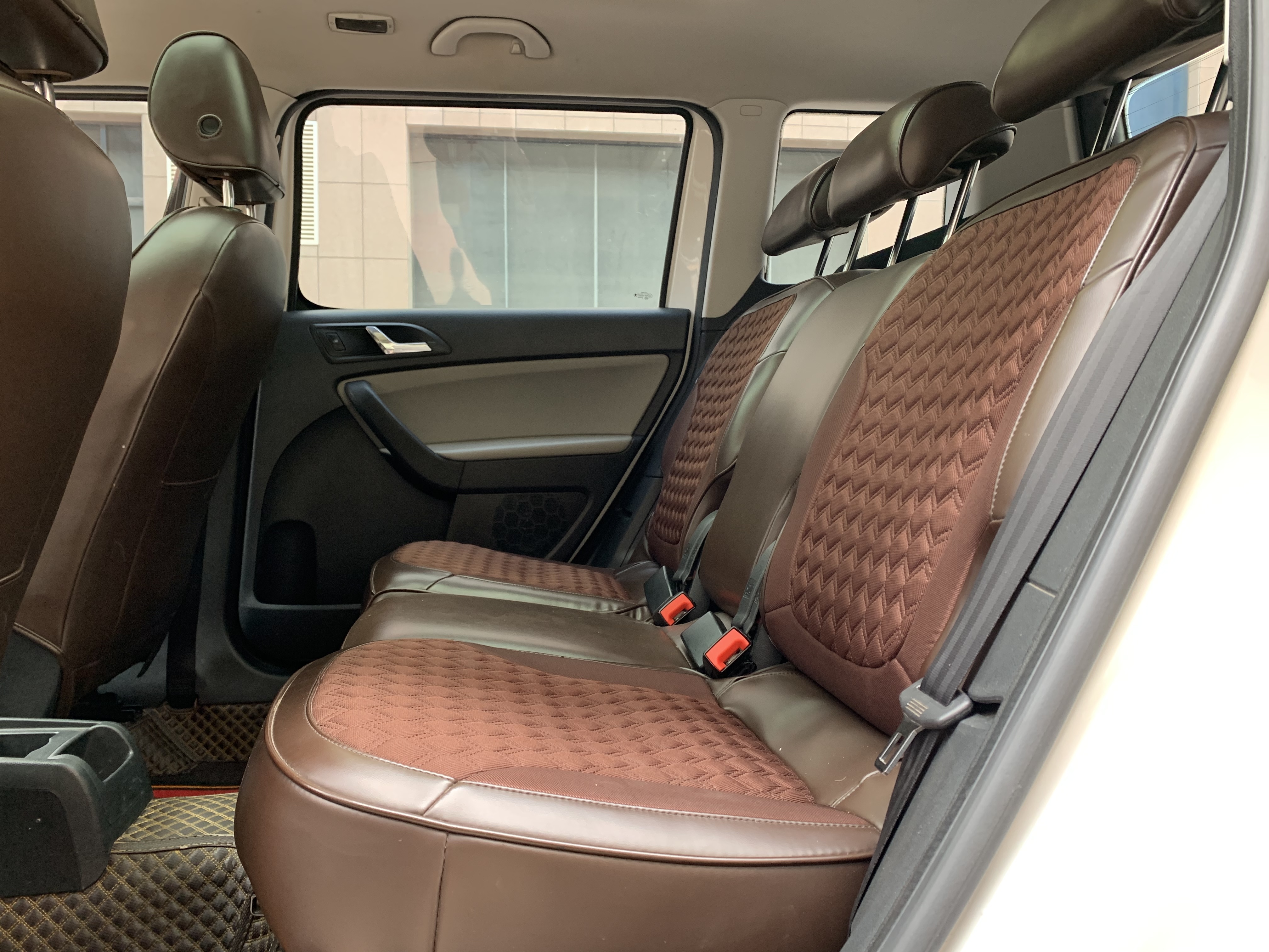 Skoda Yeti 2016 car image #20