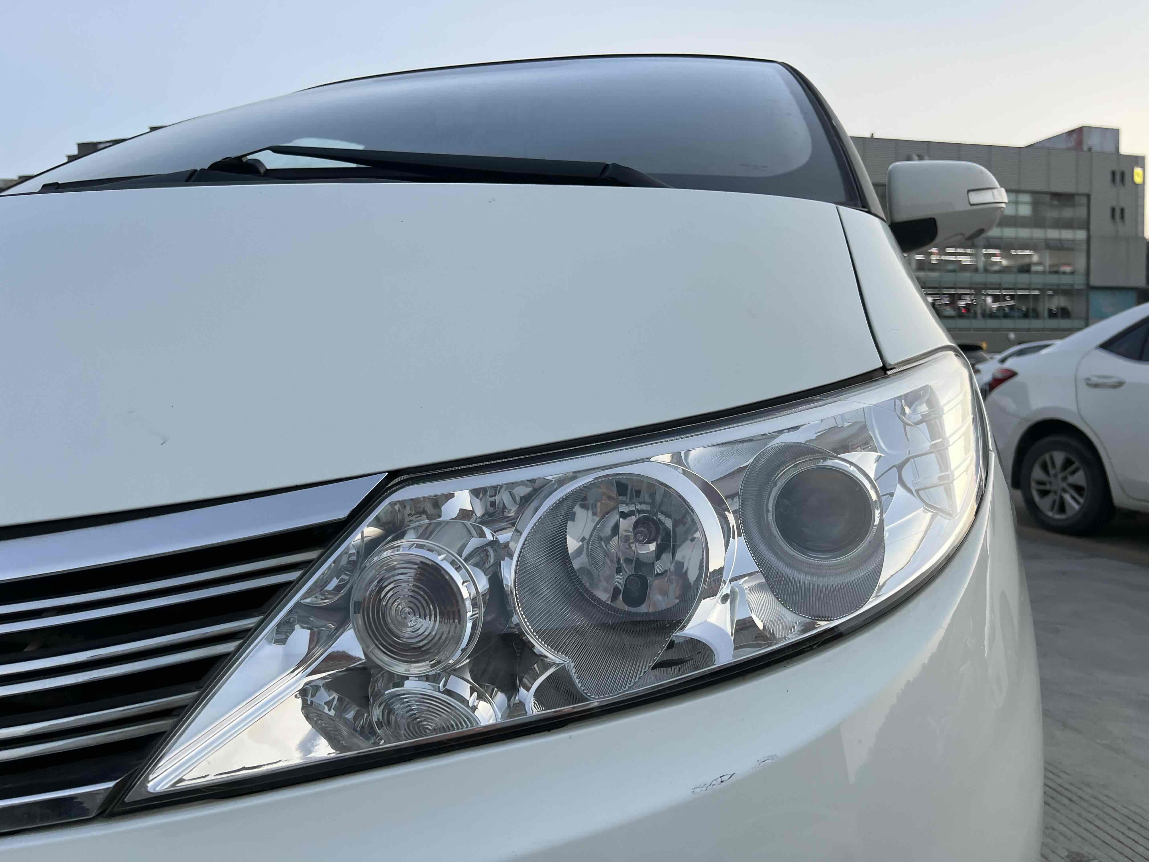 BYD M6 2014 car image #20