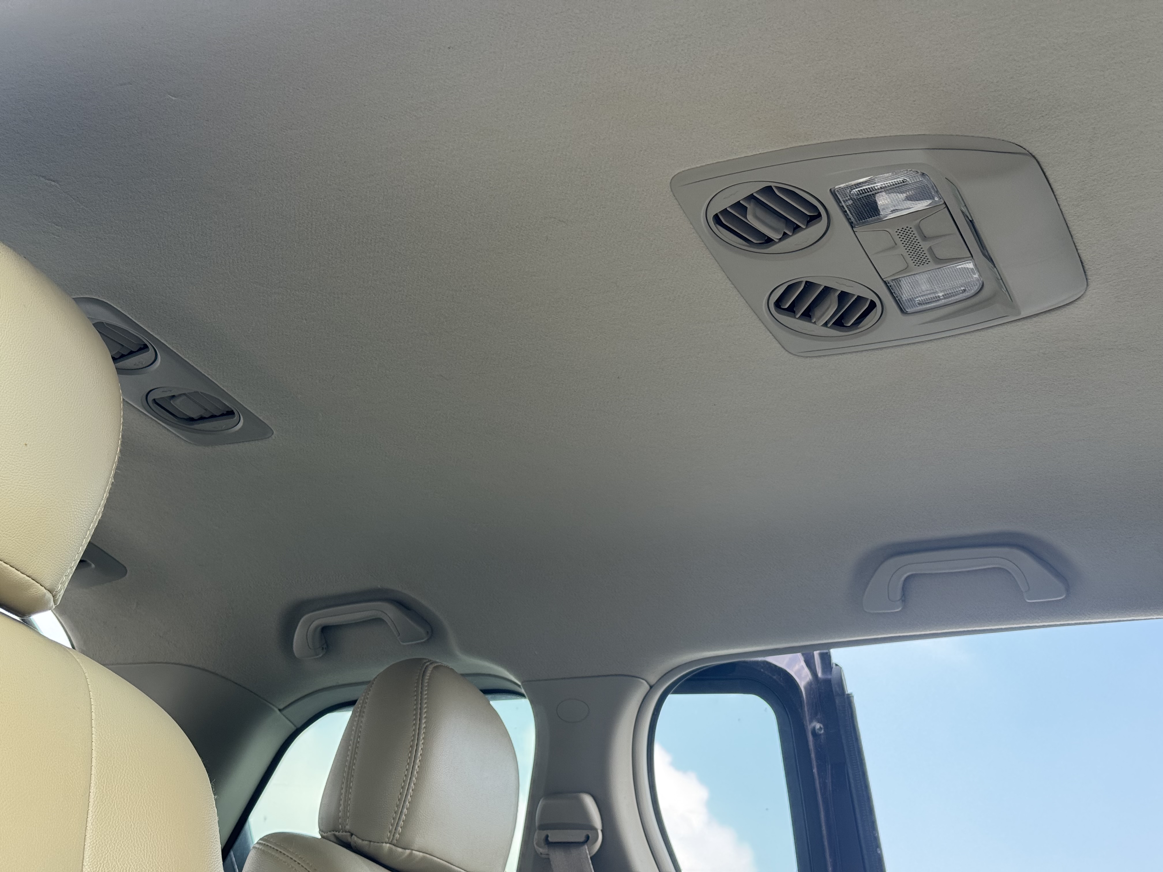 BYD M6 2017 car image #20