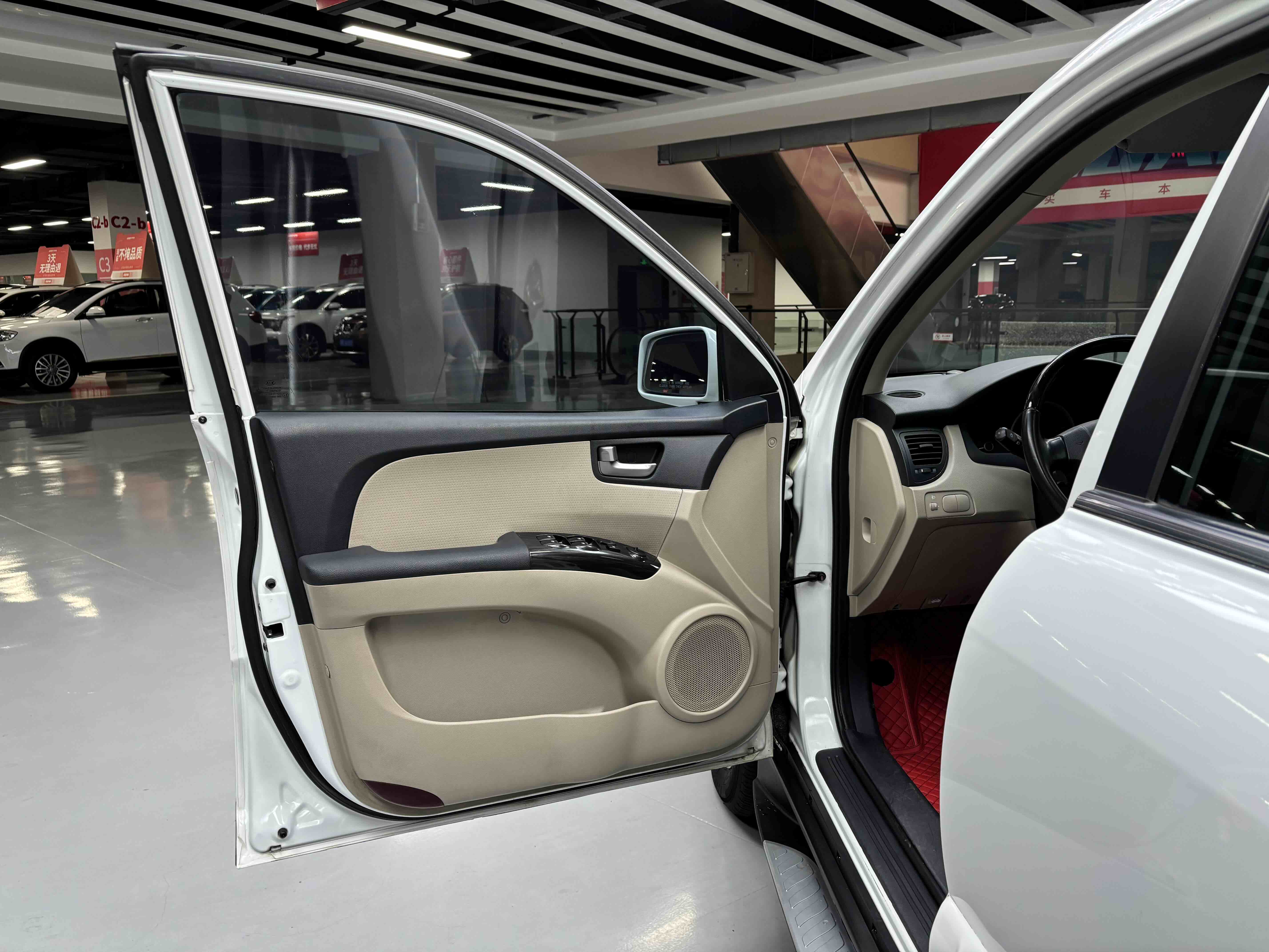 Kia Sportage 2015 immagine di auto #20