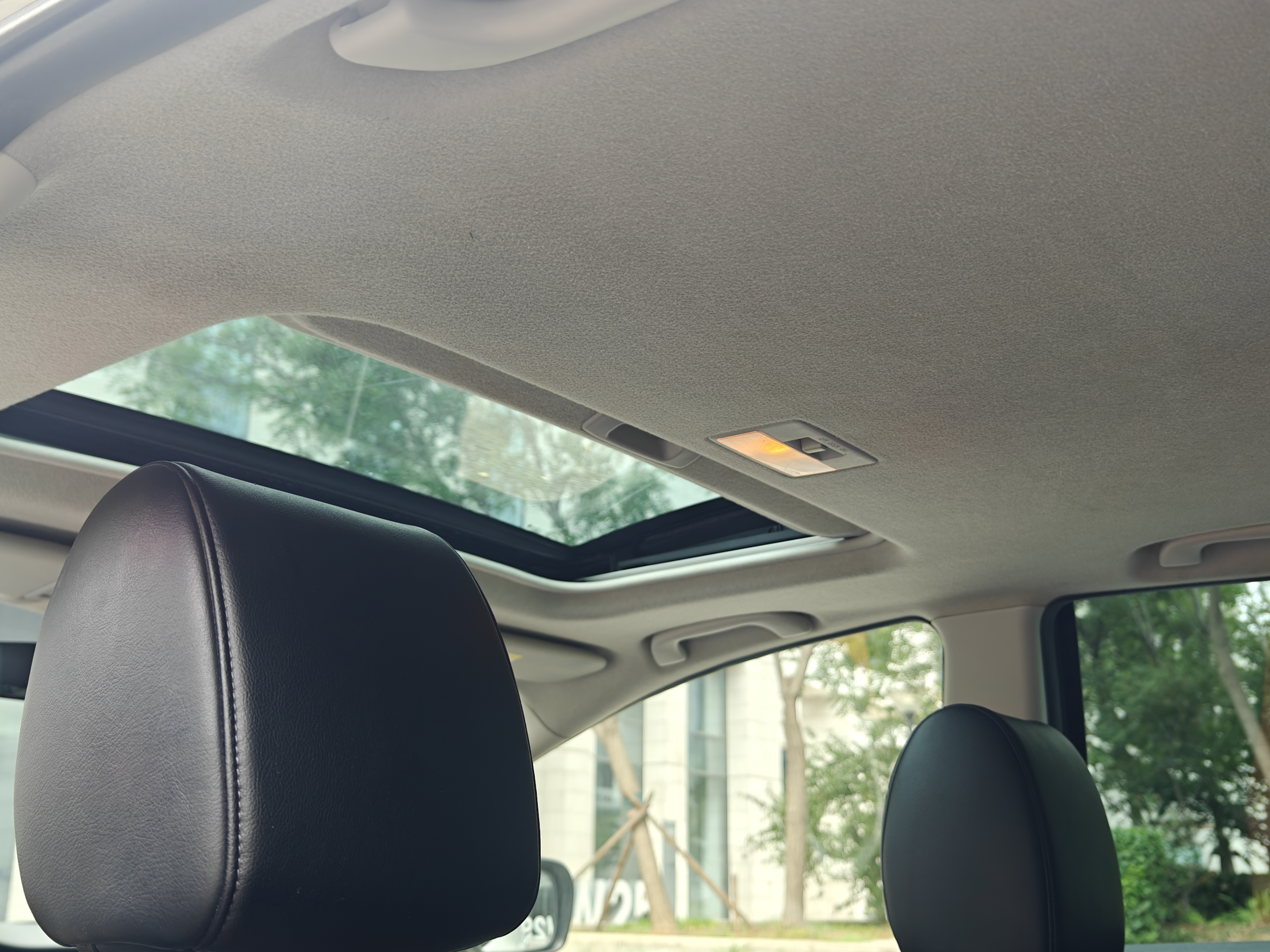 Mazda CX-7 (Imported) 2011 car image #20