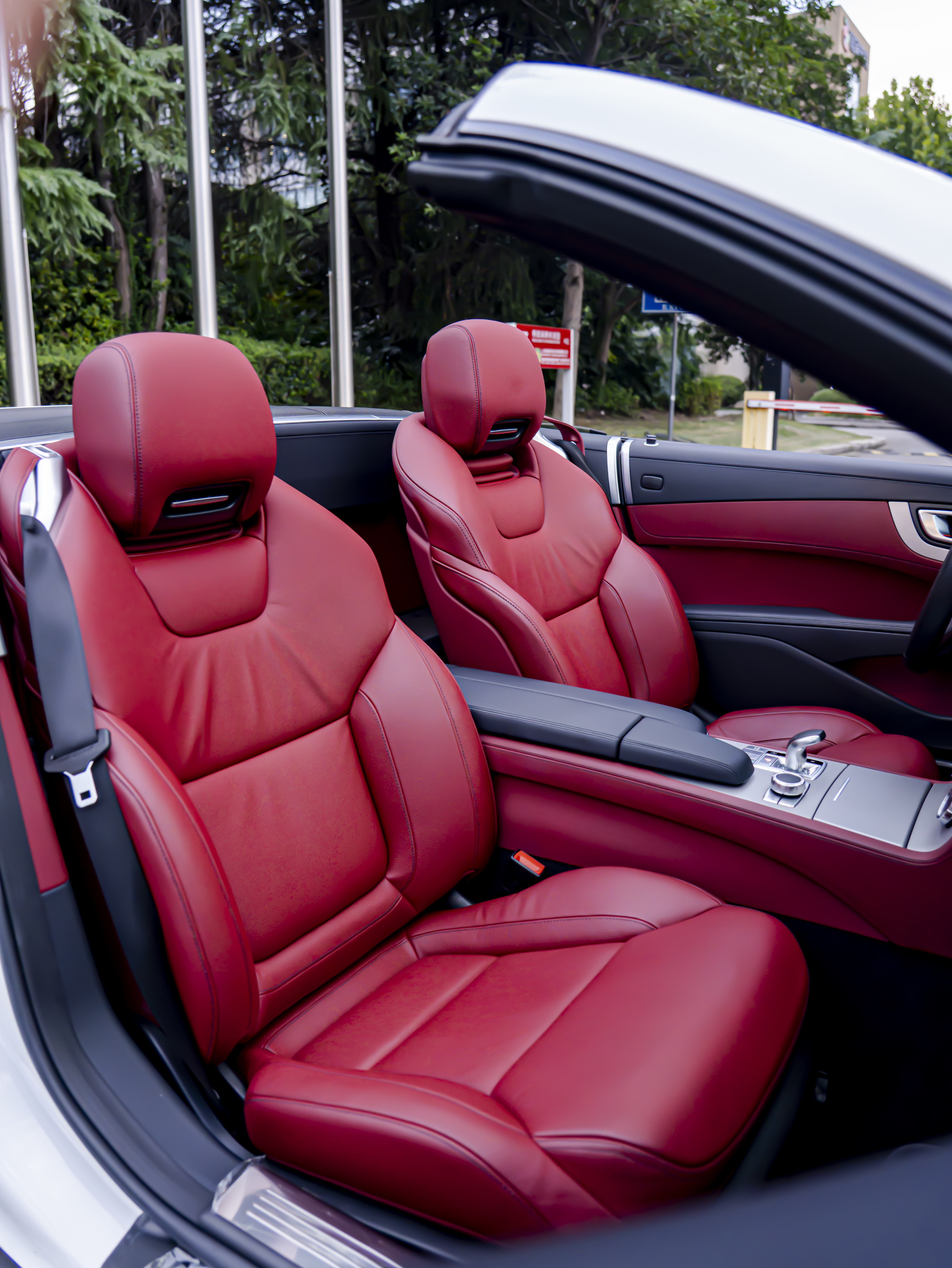 Mercedes-Benz SL Class 2017 car image #20