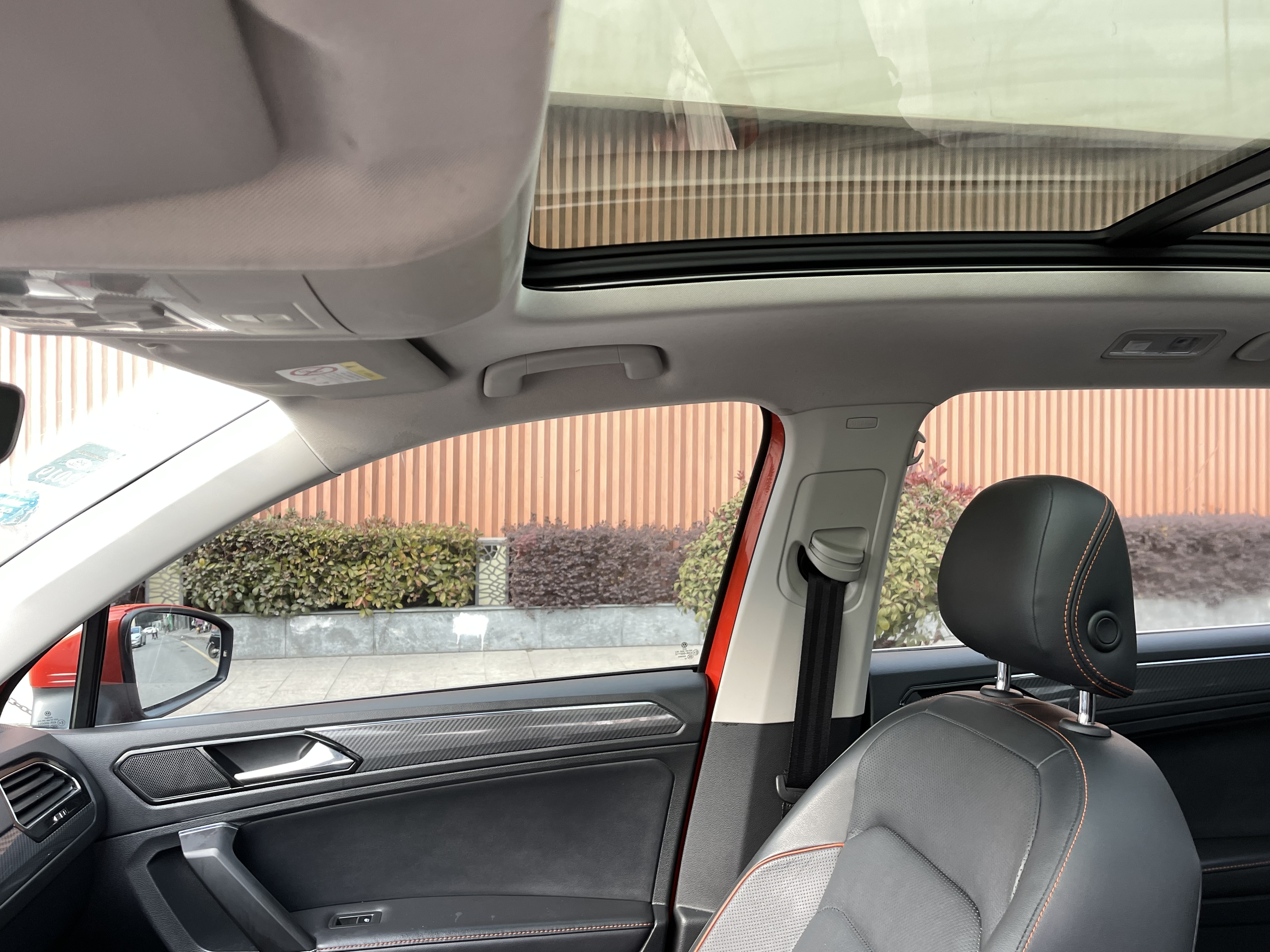 Volkswagen Tiguan L 2017 immagine di auto #20