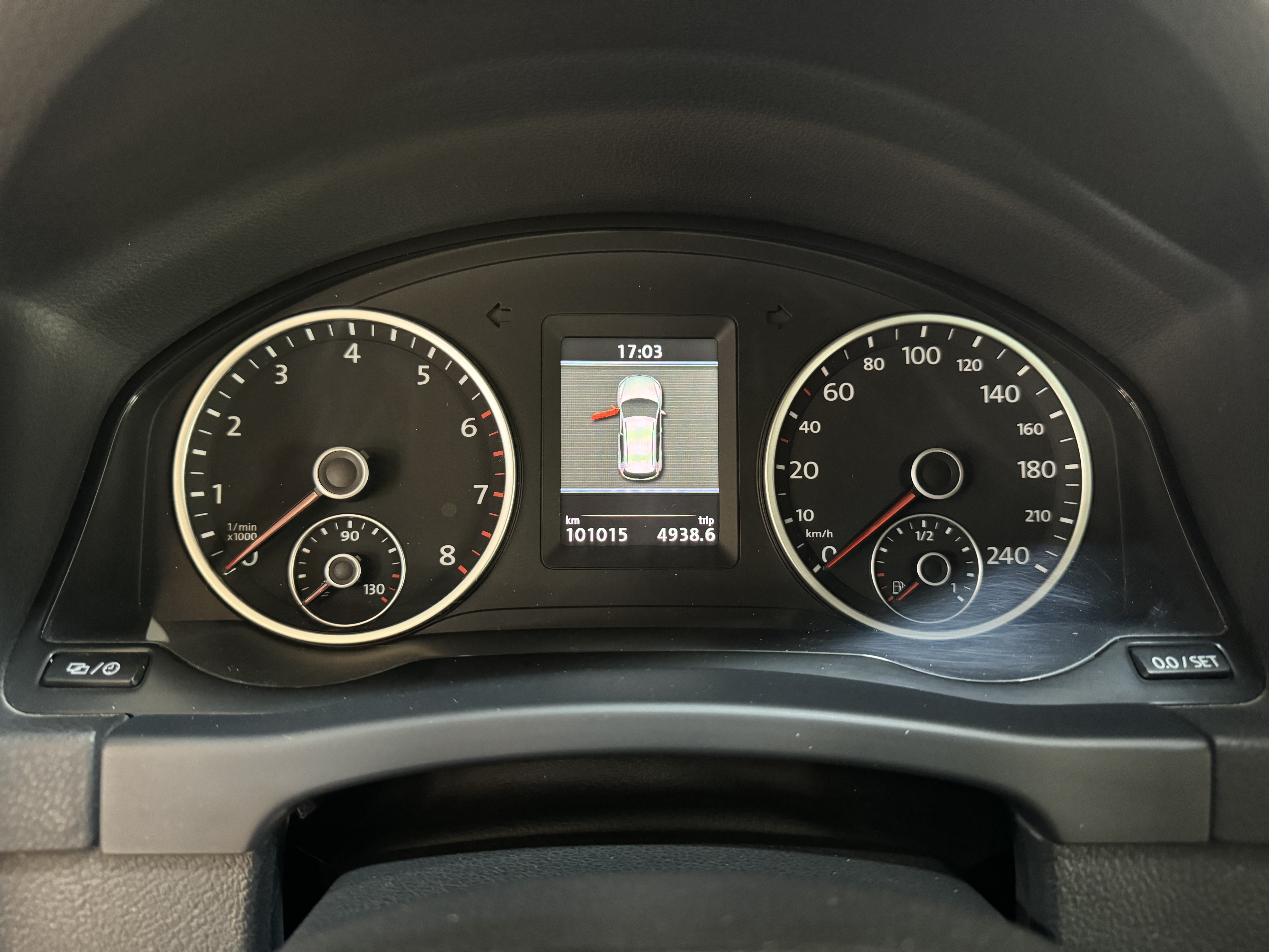 Volkswagen Tiguan 2014 car image #20