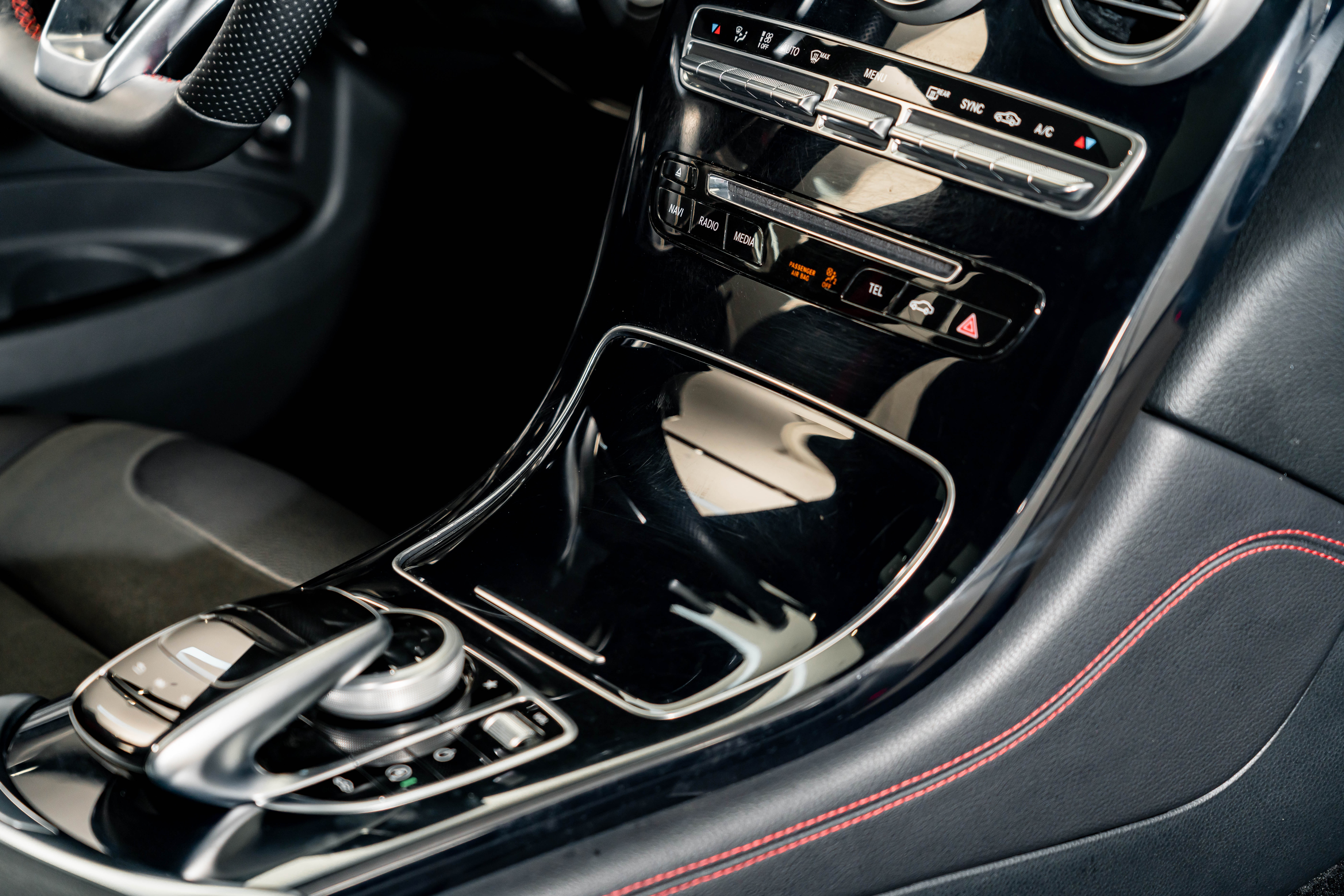 Mercedes-Benz GLC AMG 2019 immagine di auto #20