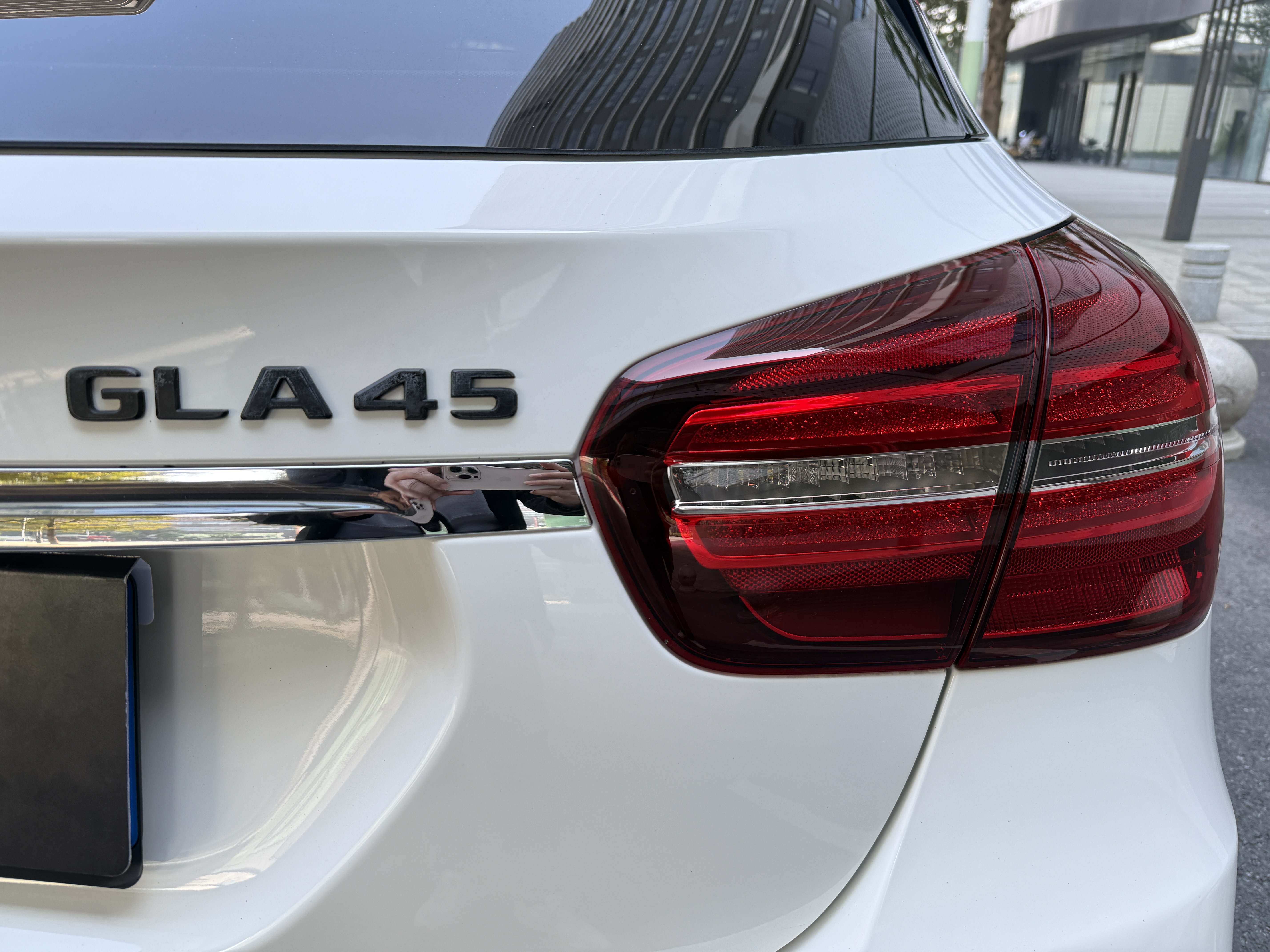 Mercedes-Benz GLA AMG 2019 immagine di auto #20