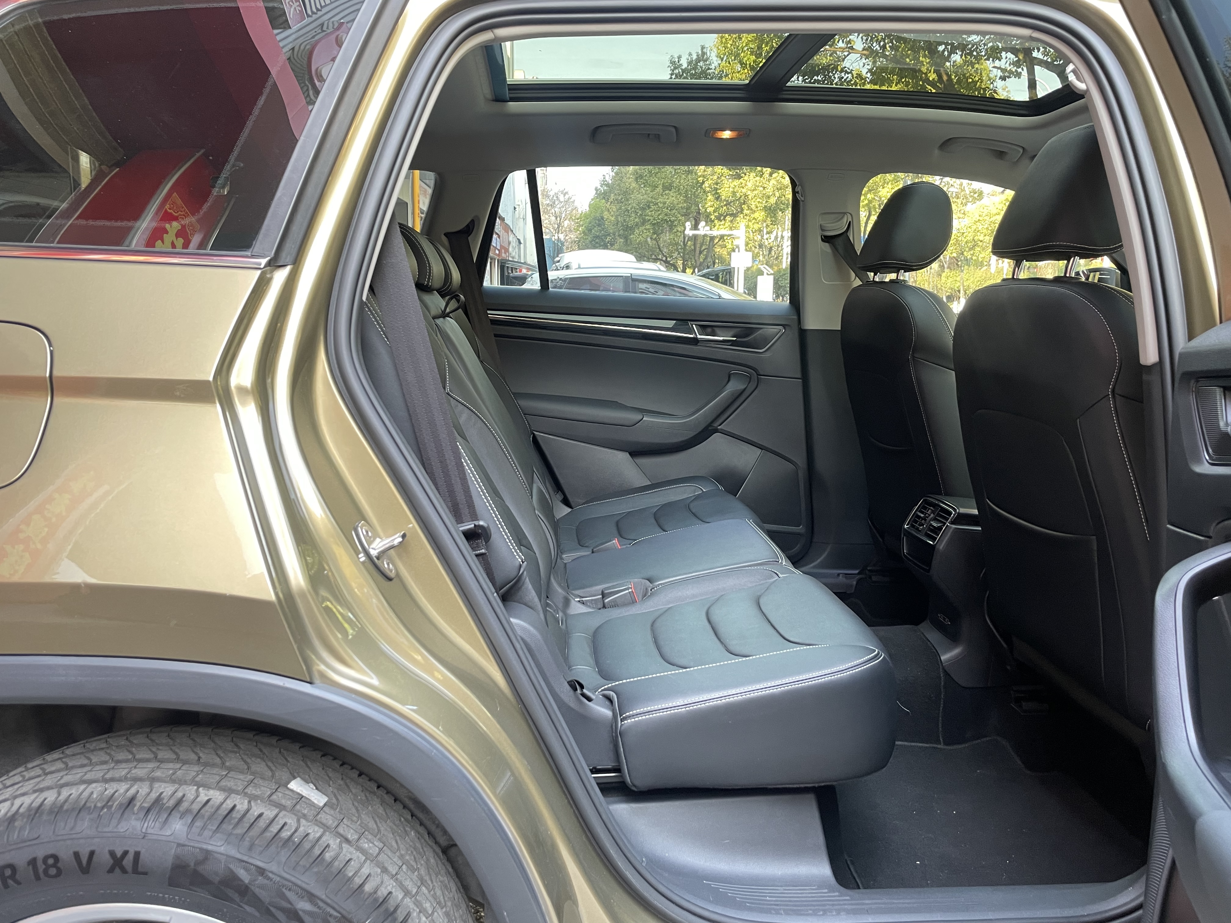 Skoda Kodiaq 2019 imagen de coche #20