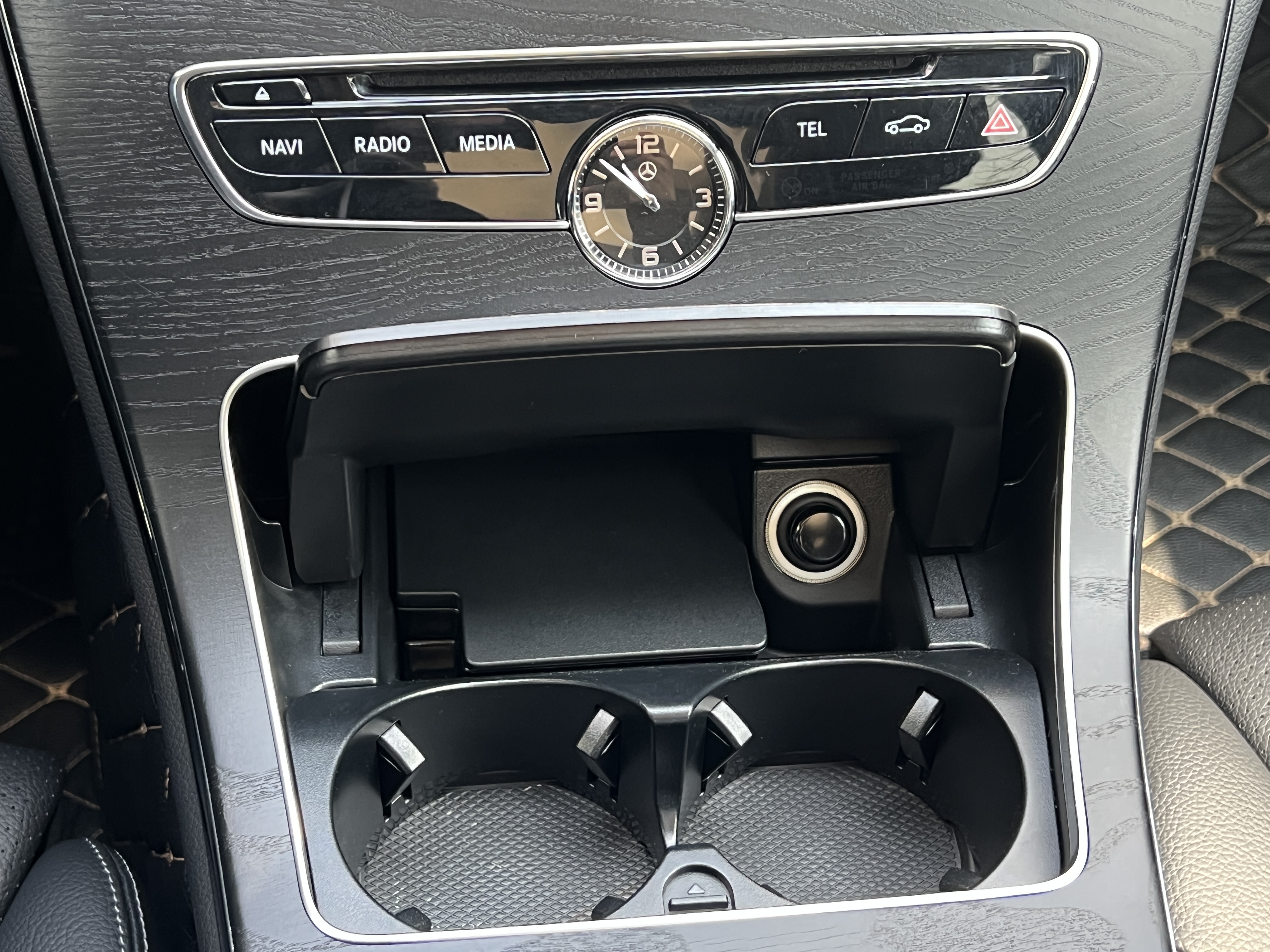 Mercedes-Benz C Class 2018 car image #20