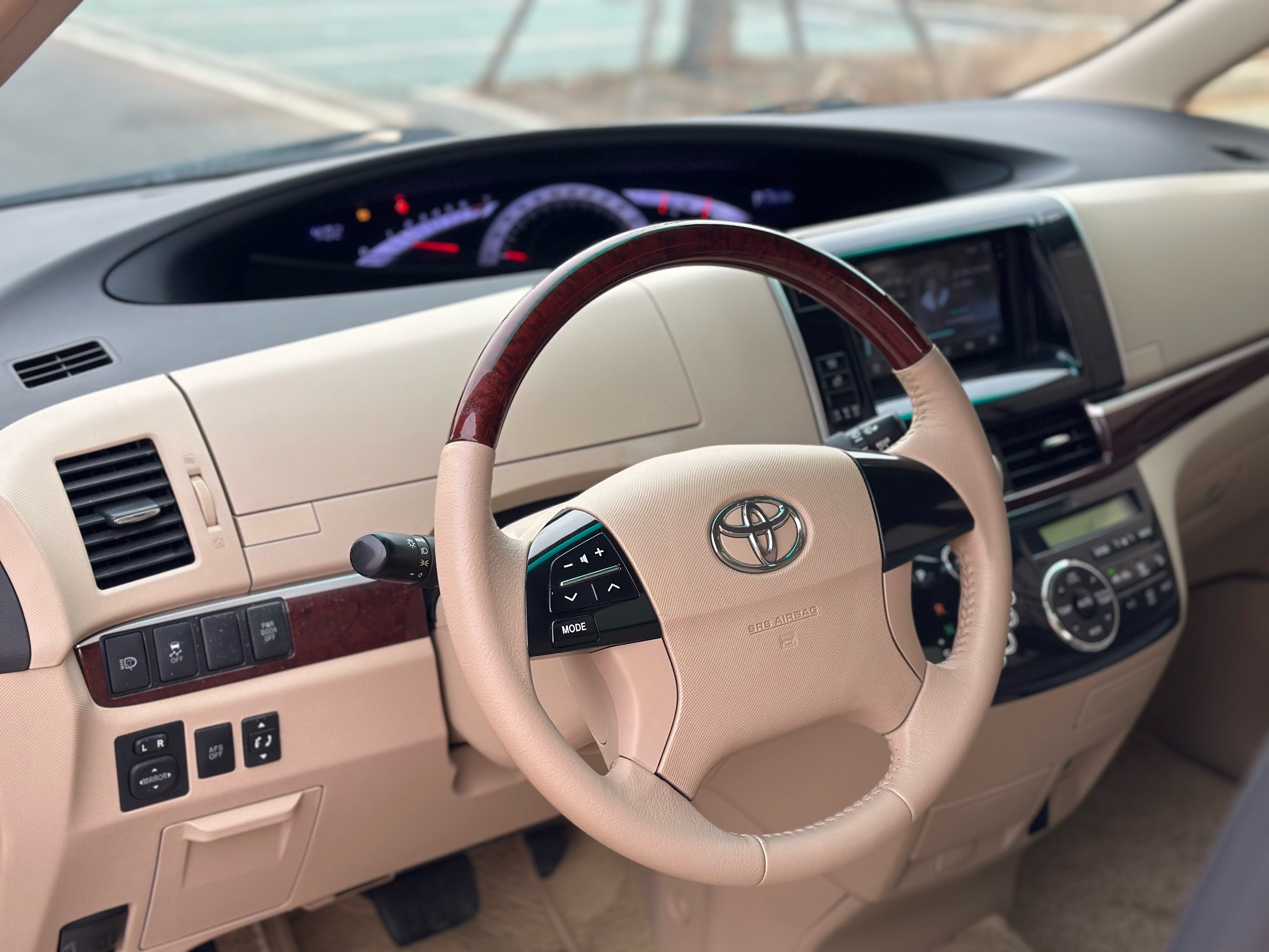 Toyota Previa 2017 car image #20