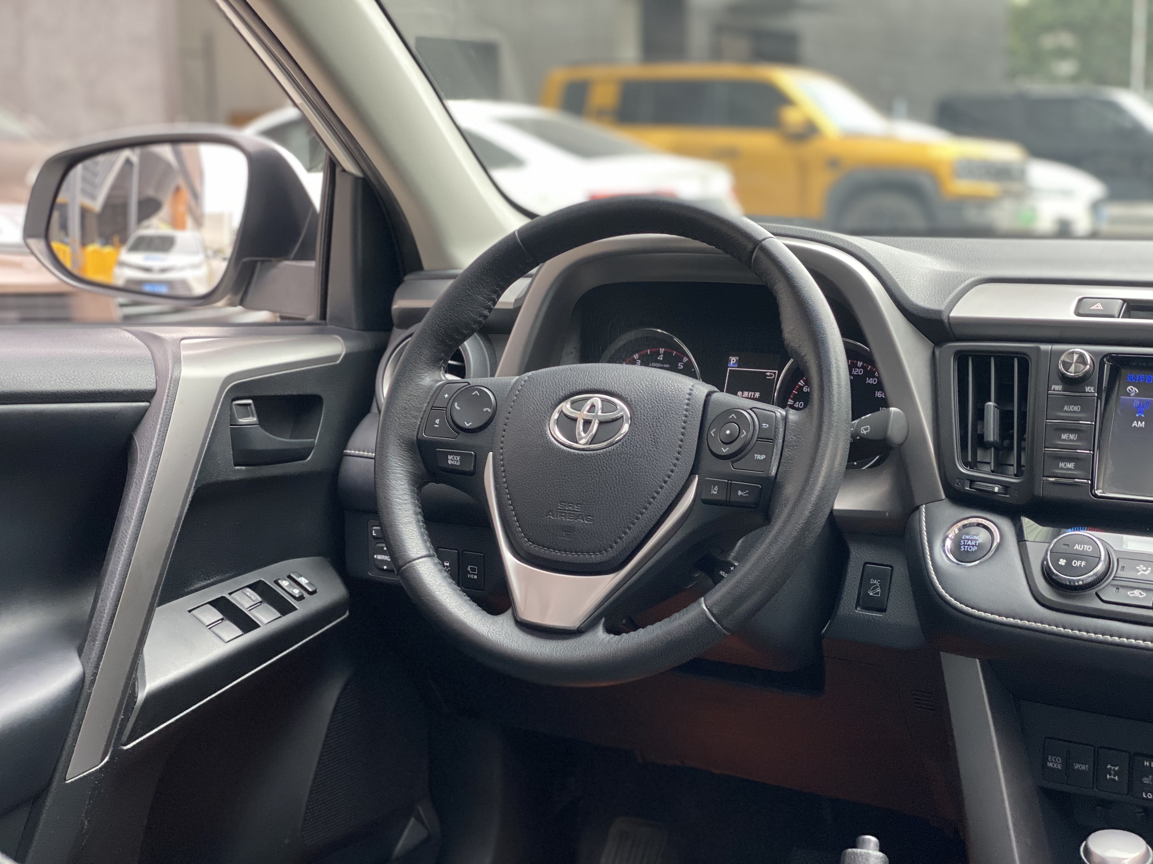 Toyota RAV4 2017 #20 Toyota RAV4 2017 car image #20