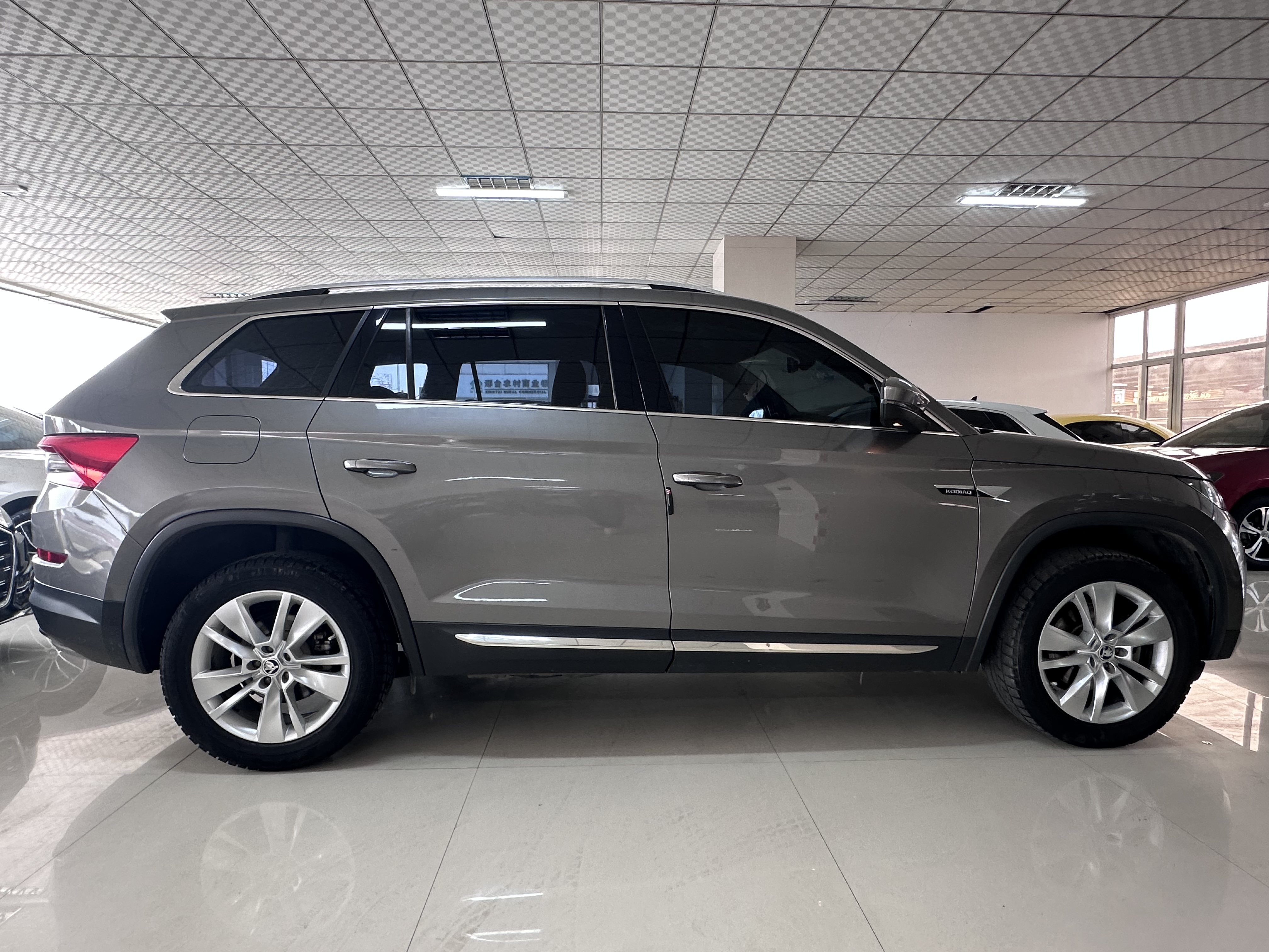 Skoda Kodiaq 2018 immagine di auto #20