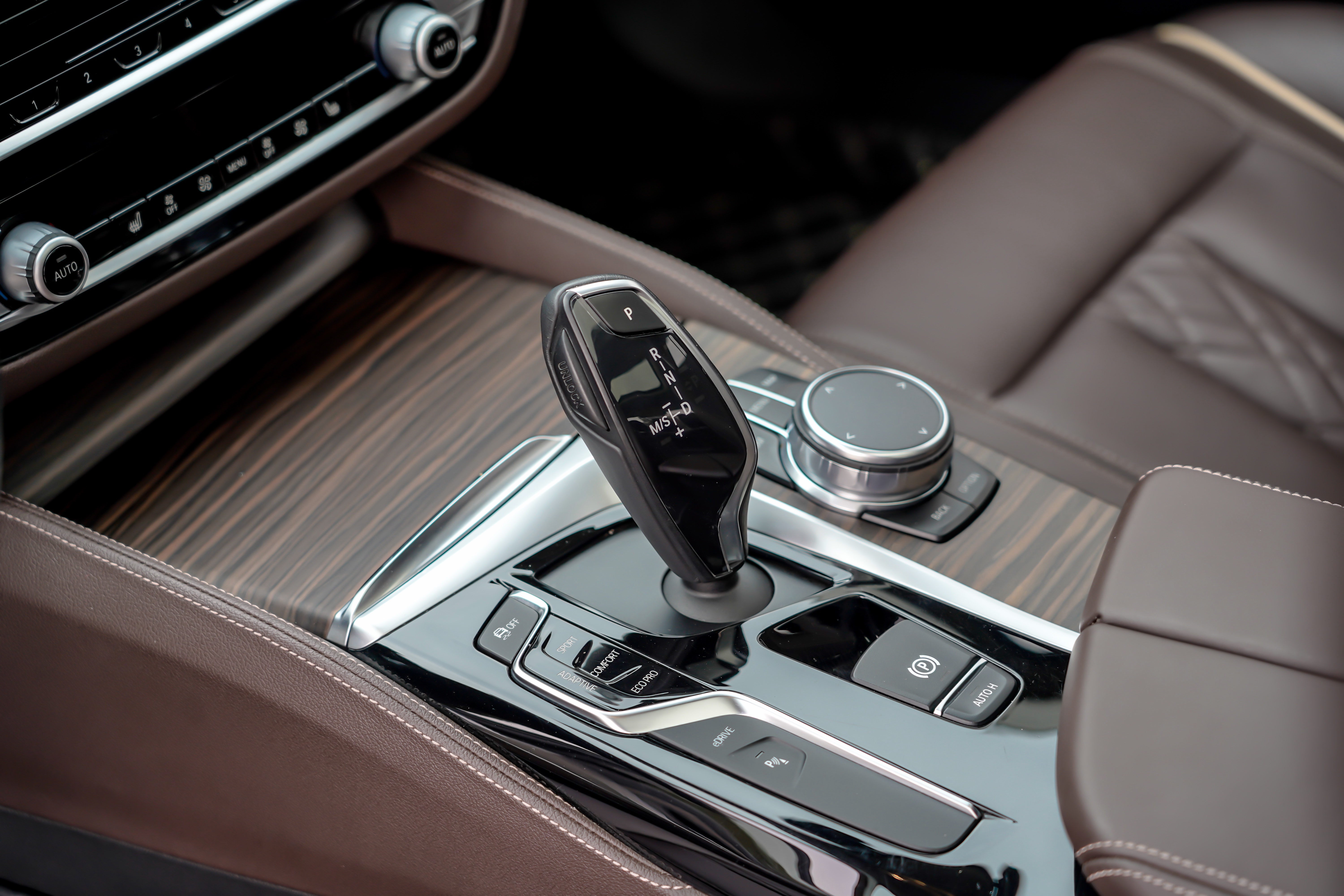 BMW 5 Series New Energy 2018 car image #20