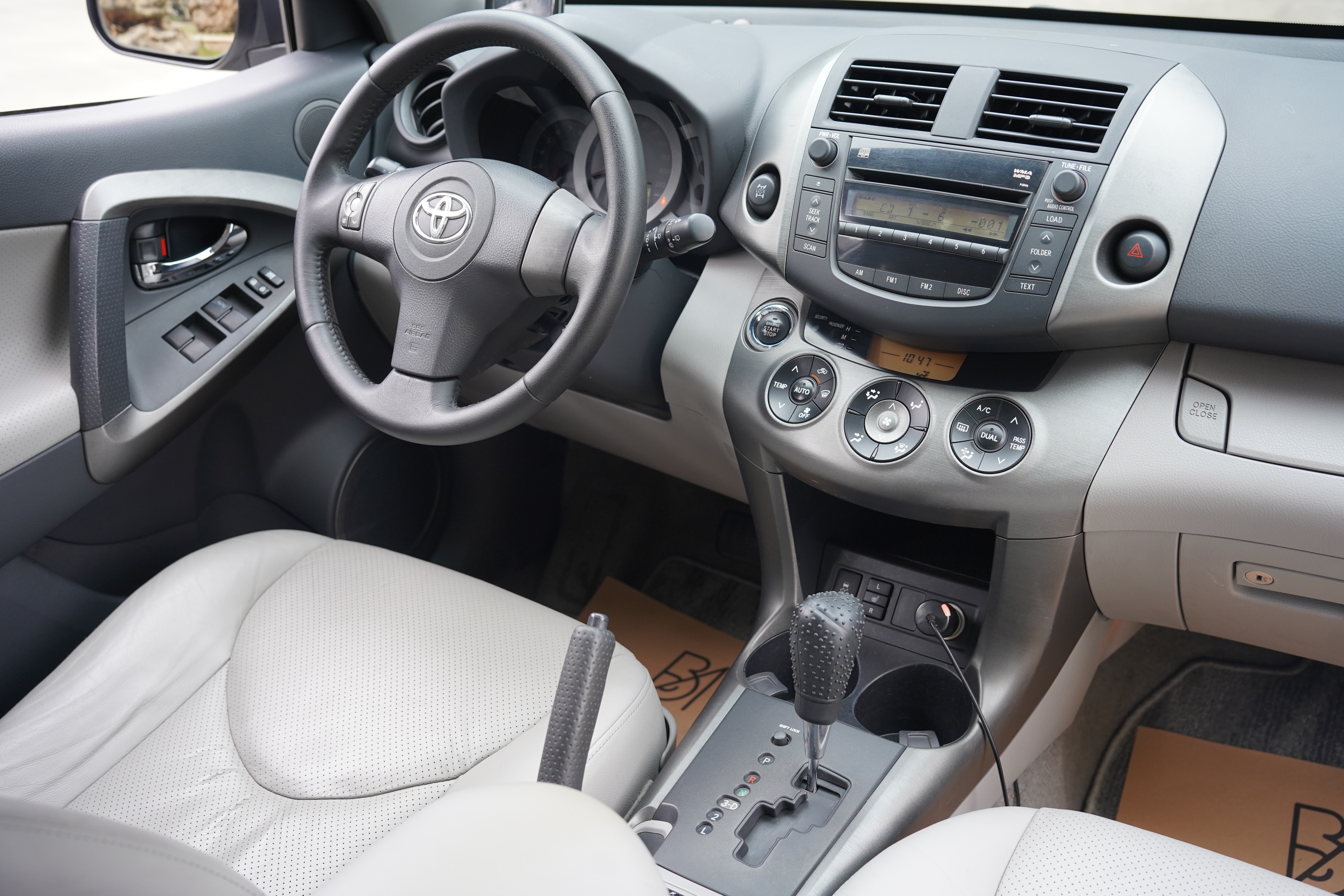 Toyota RAV4 2009 car image #20