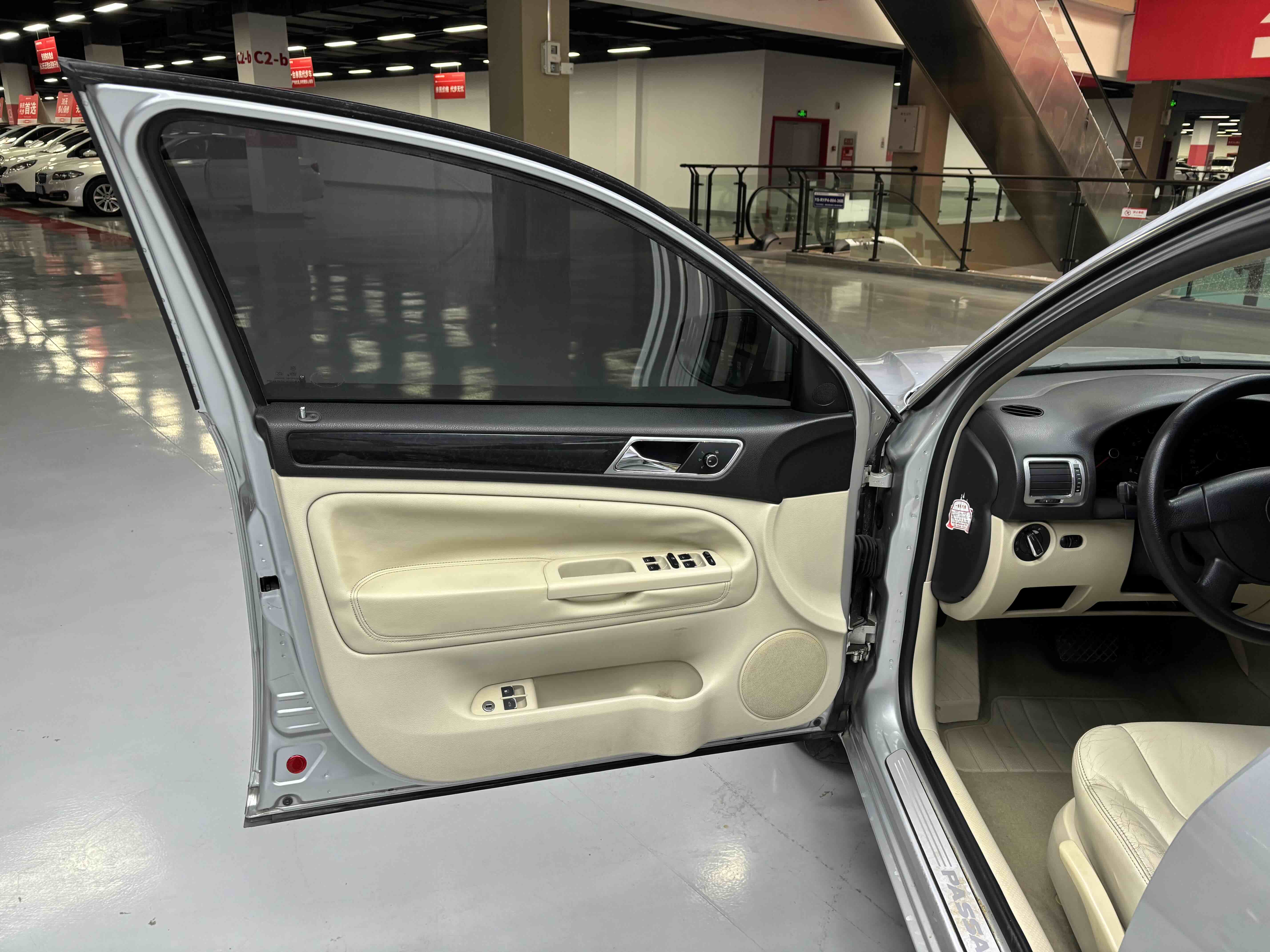 Volkswagen Passat Lingyu 2009 car image #20