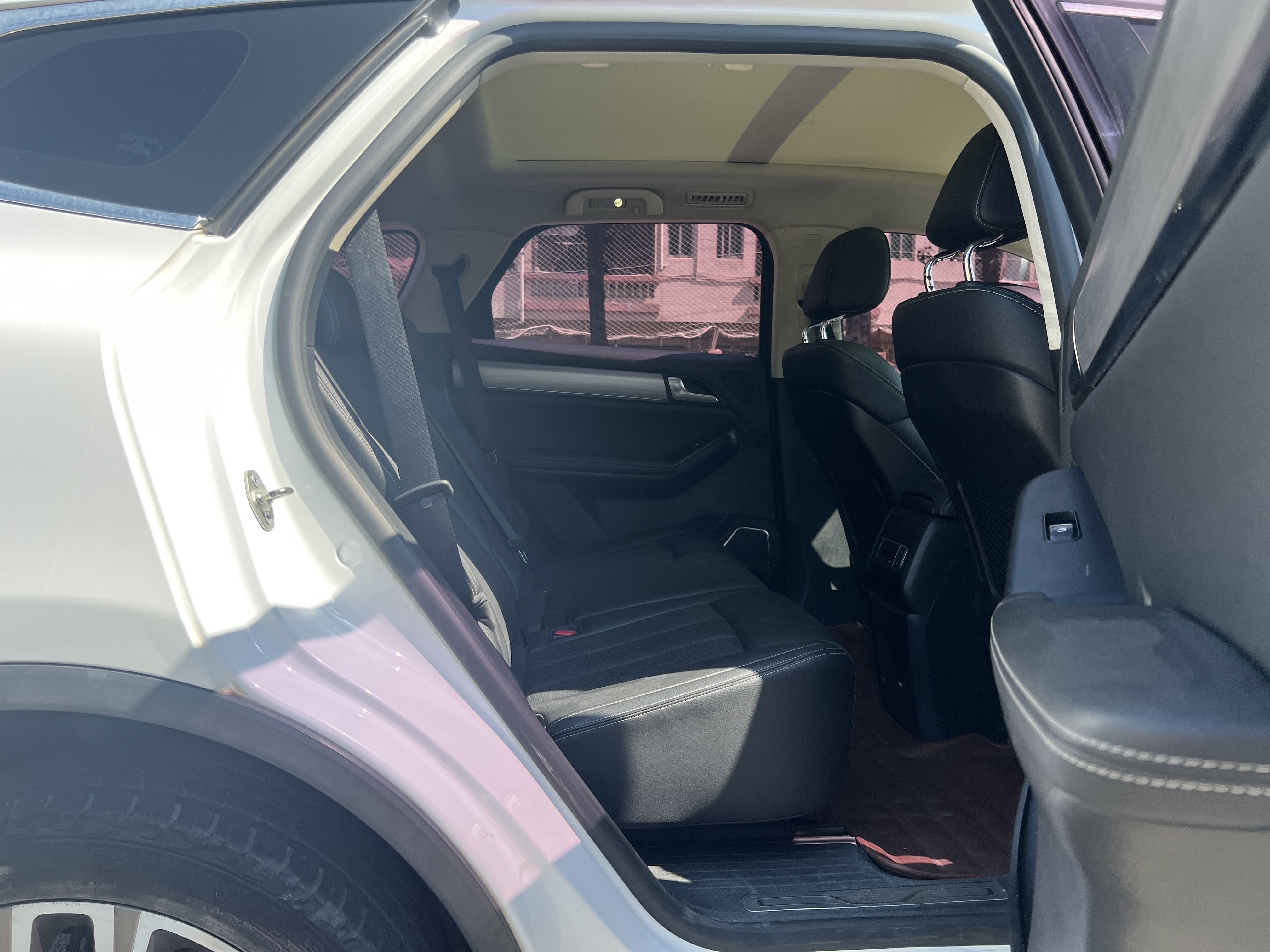 BYD Tang 2019 immagine di auto #20