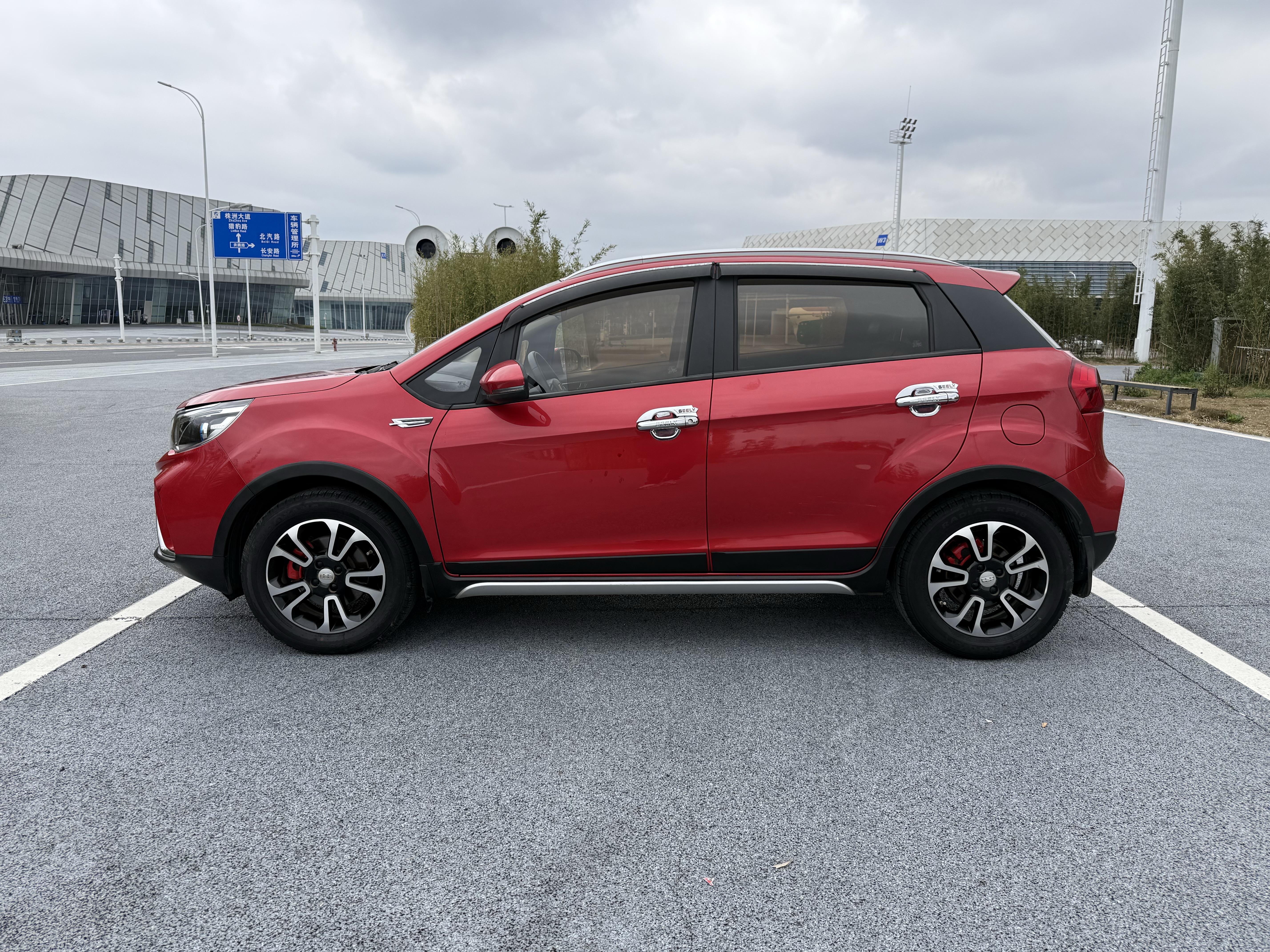 Vision X3 2019 car image #20