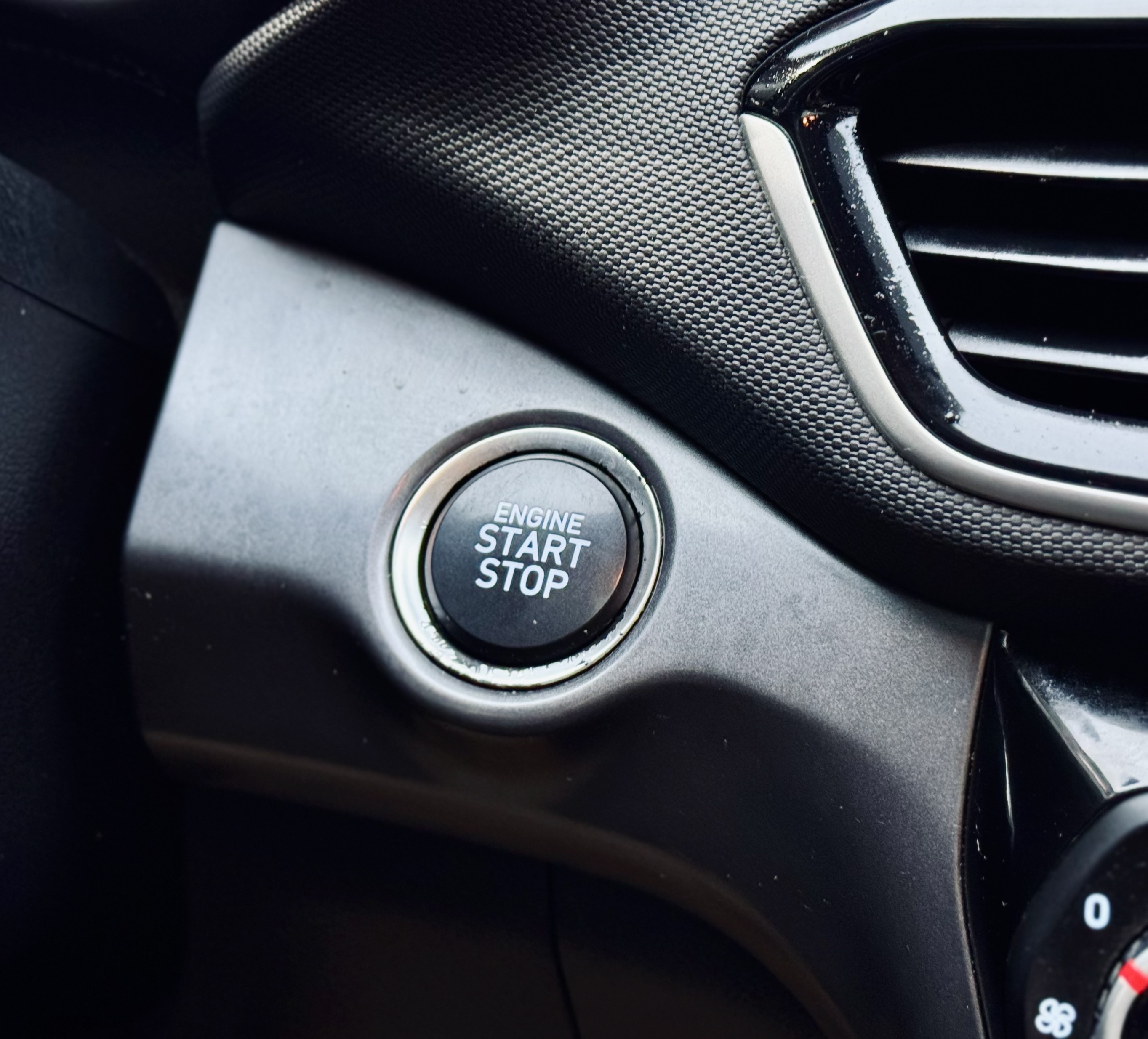 Hyundai Lafesta 2021 car image #20