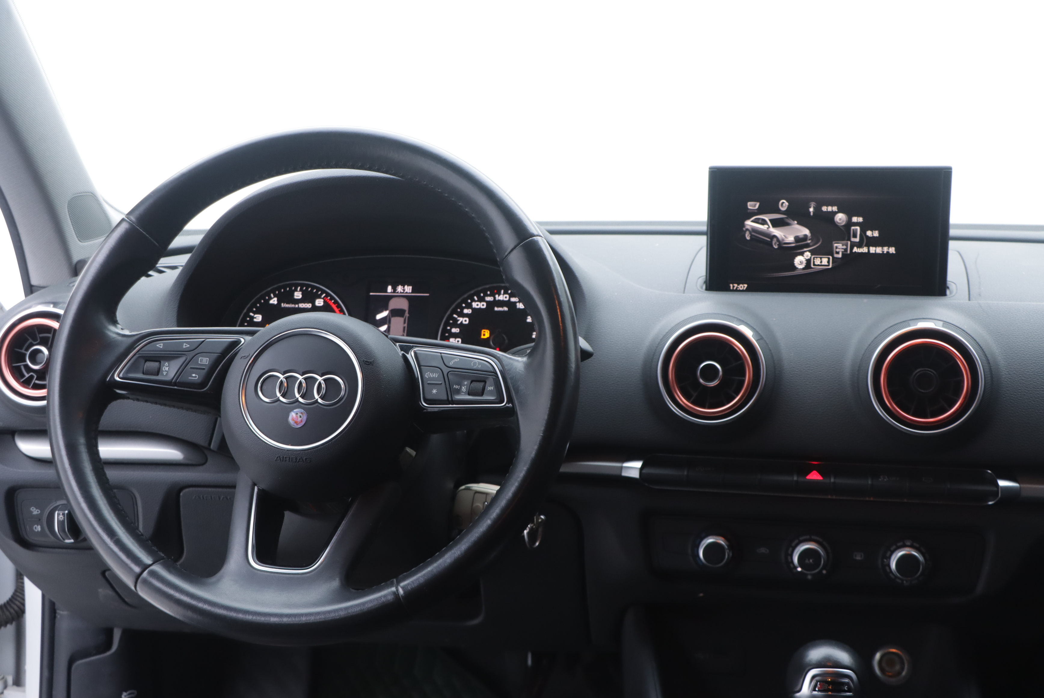 Audi A3 2019 car image #20