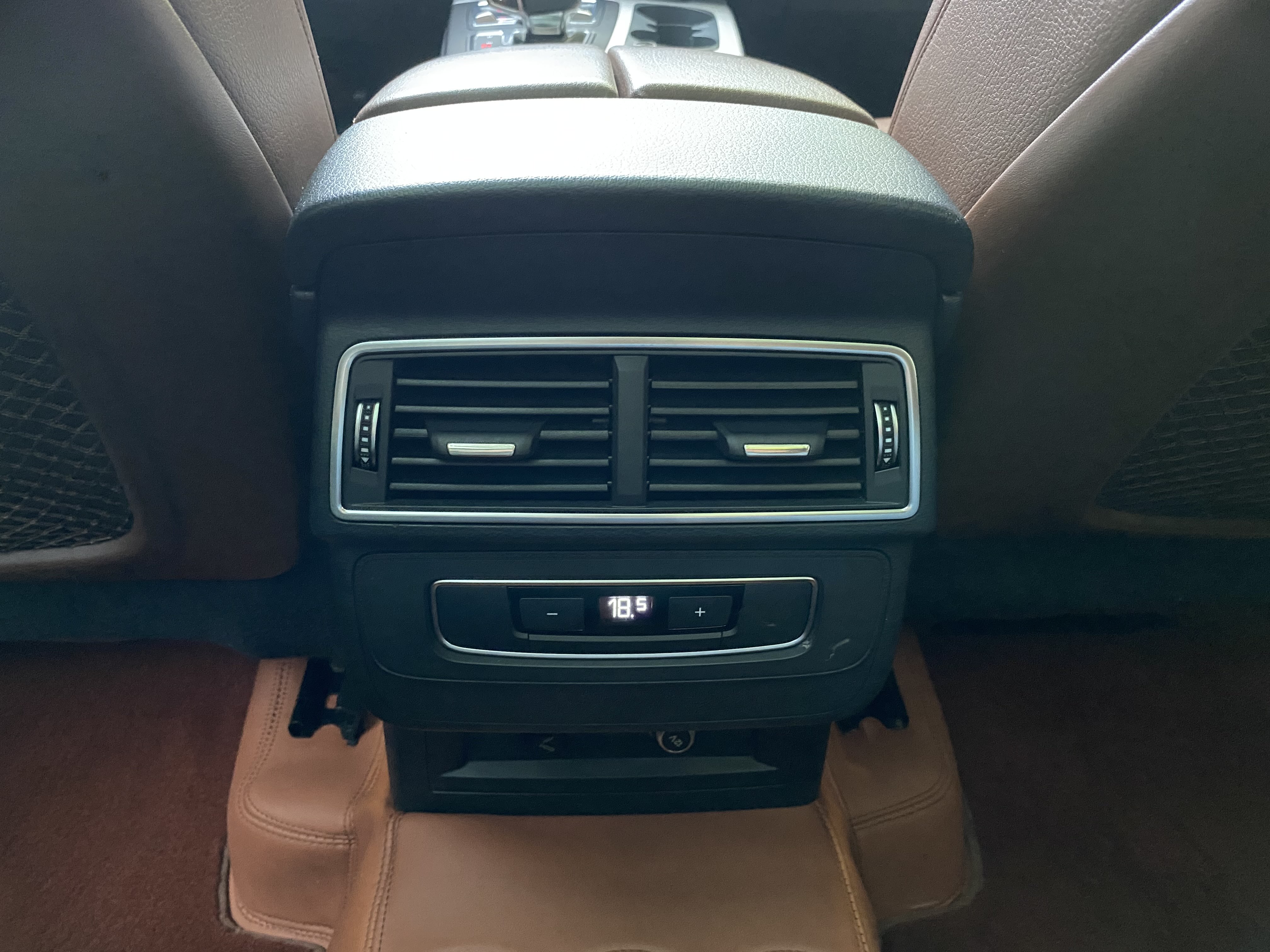 Audi Q7 New Energy 2019 car image #20