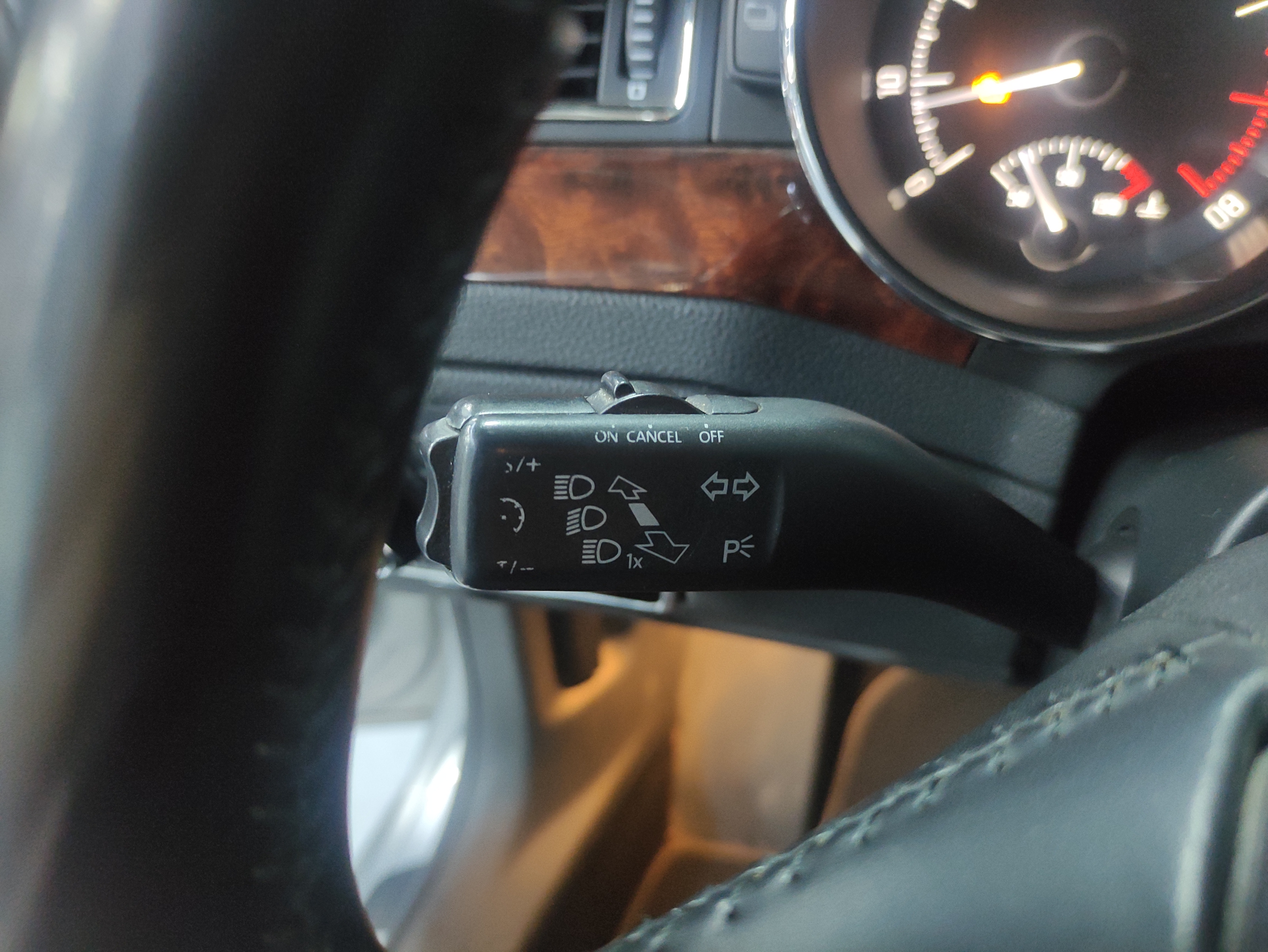 Skoda Superb Combi 2014 car image #20