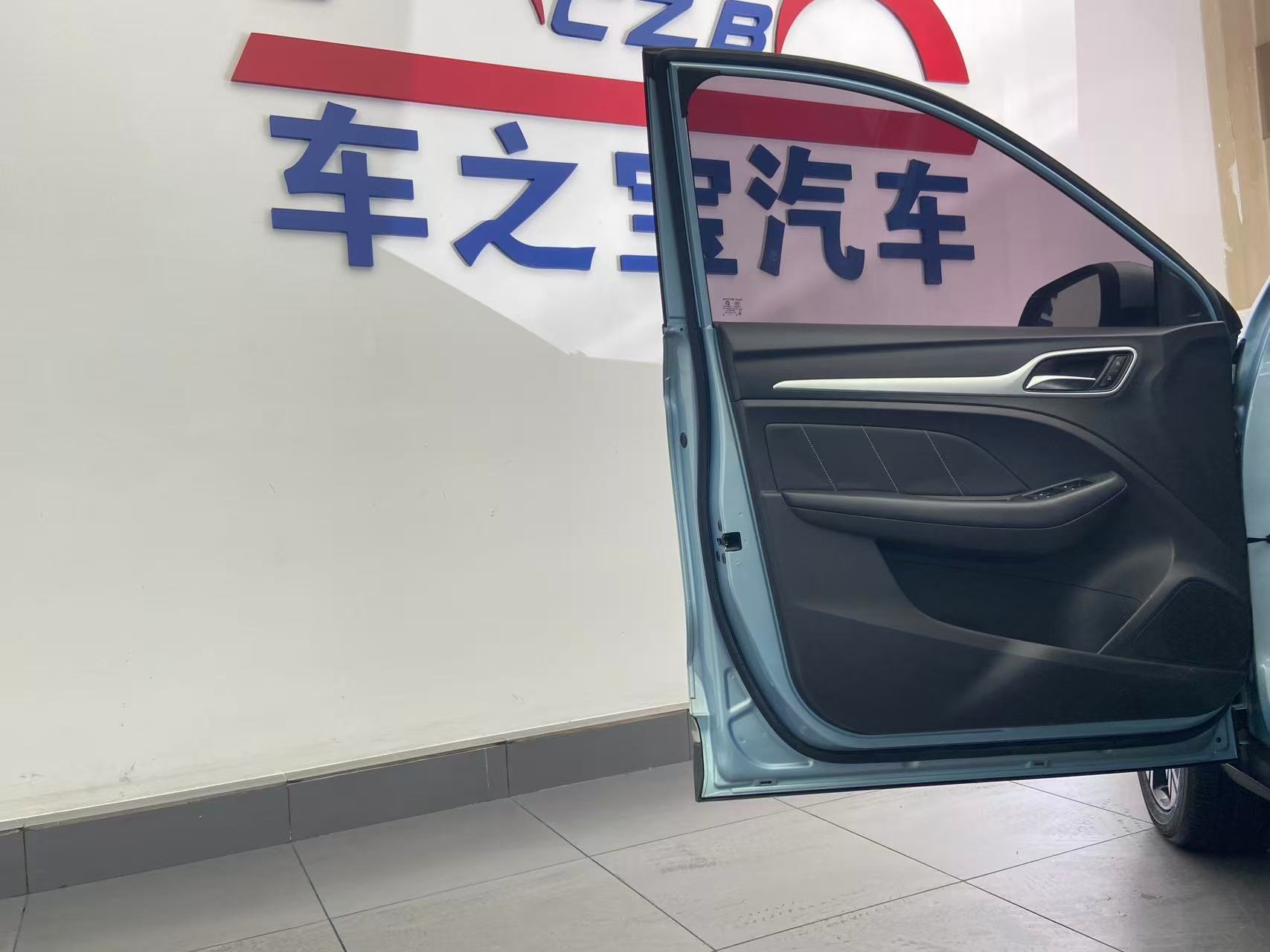 MG EZS Electric 2019 изображение автомобиля #20