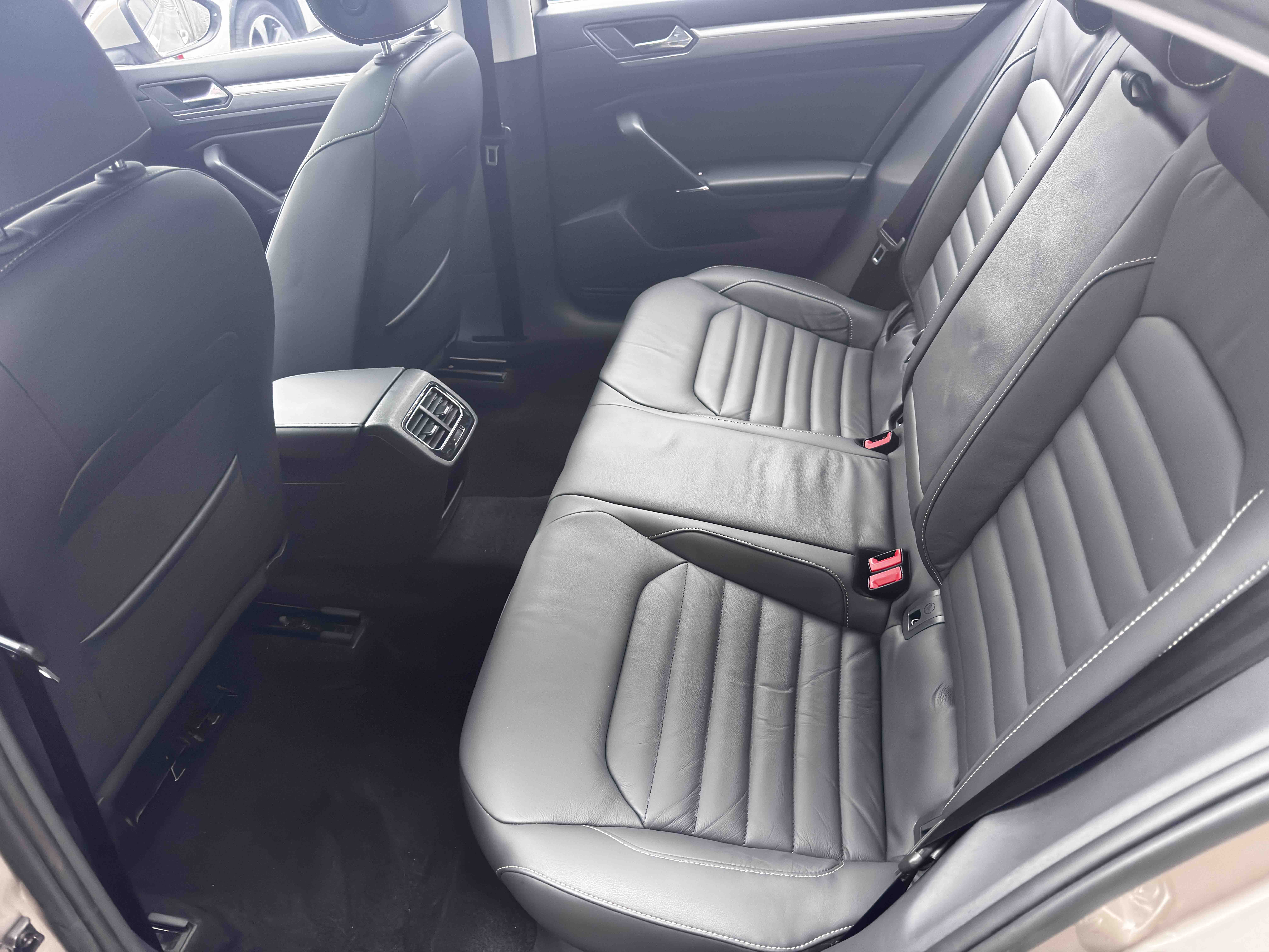 Volkswagen Lamando 2016 immagine di auto #20