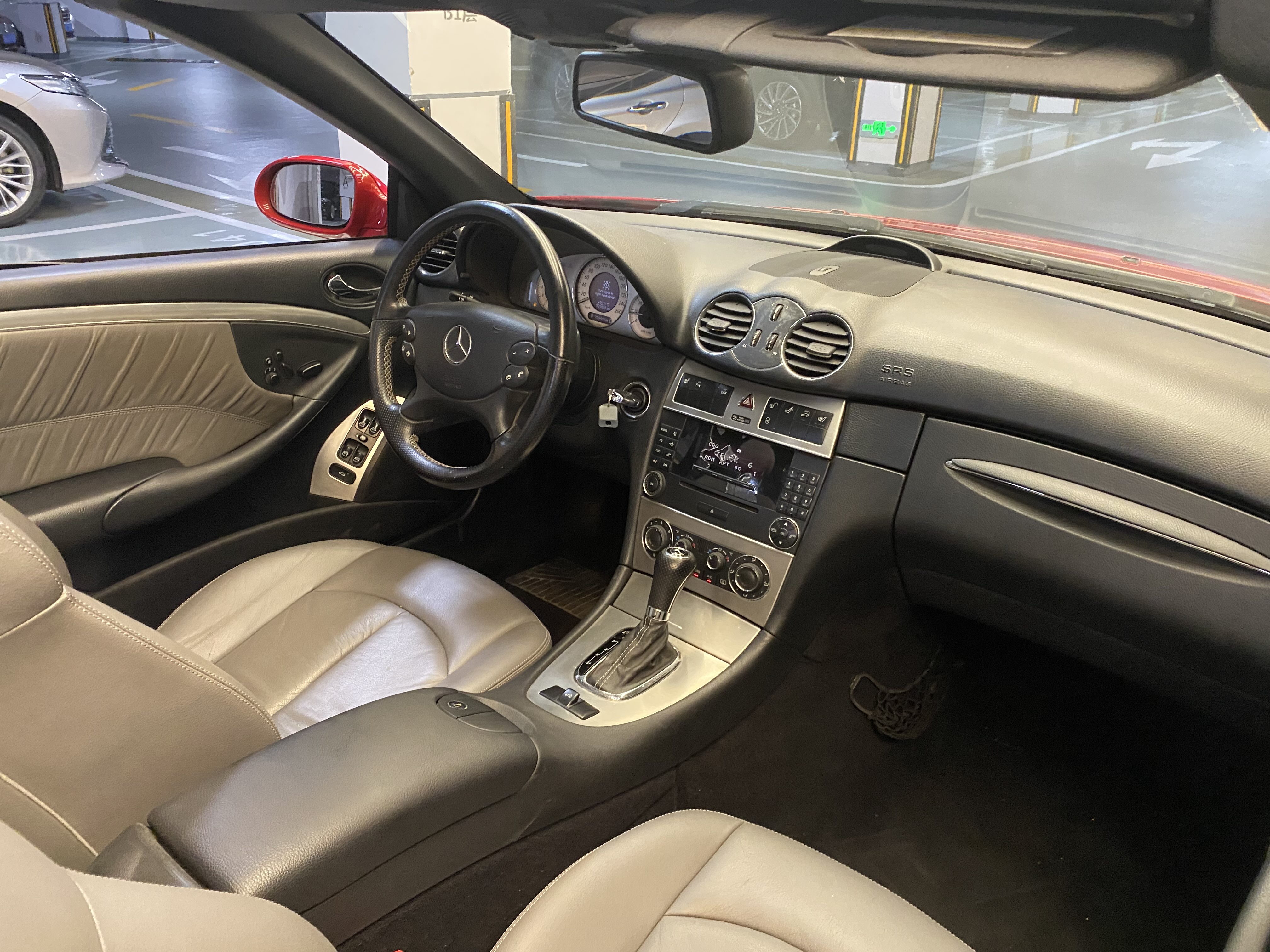 Mercedes-Benz CLK Class 2009 immagine di auto #20