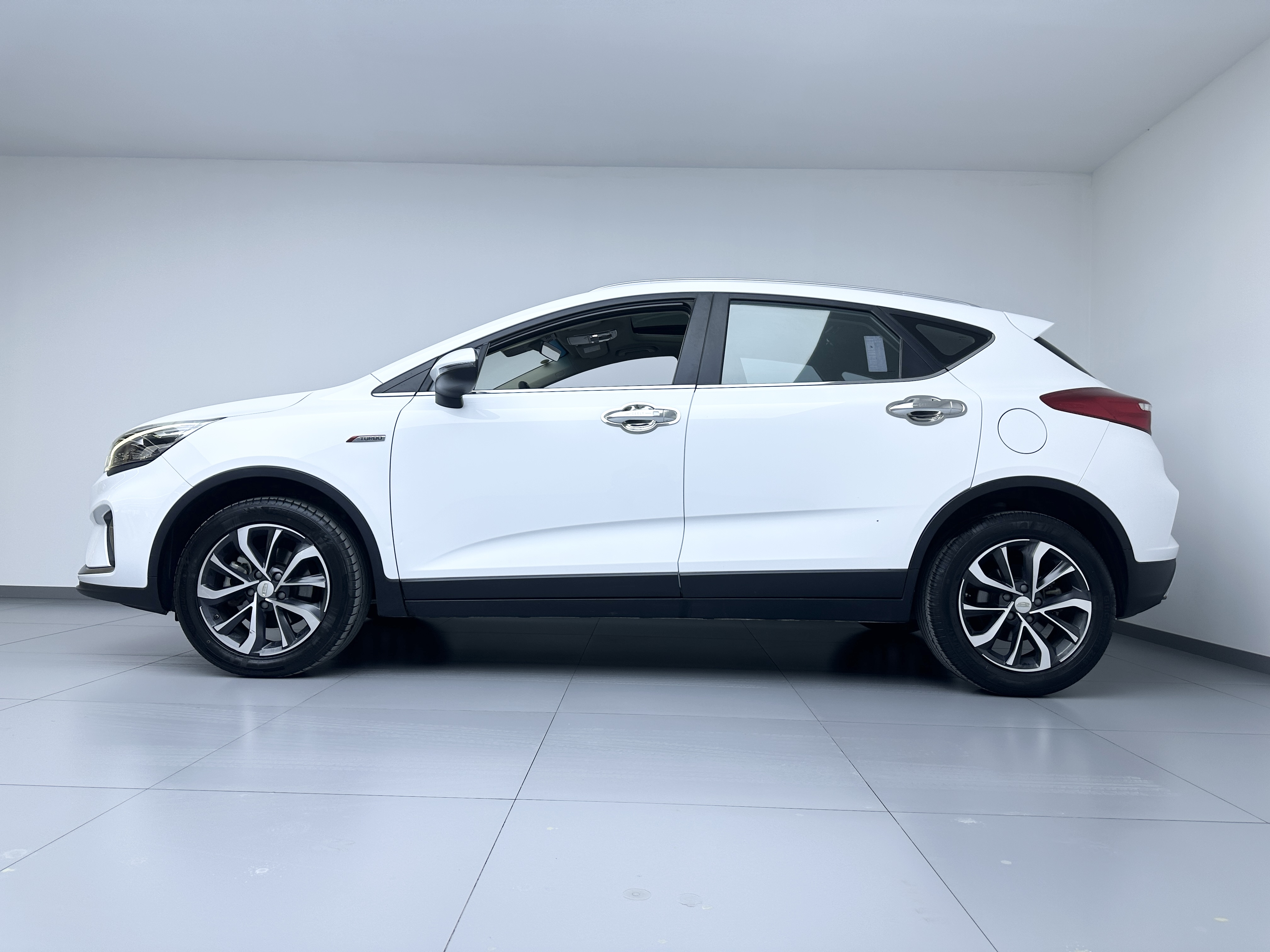 Emgrand GS 2019 #20 Emgrand GS 2019 car image #20