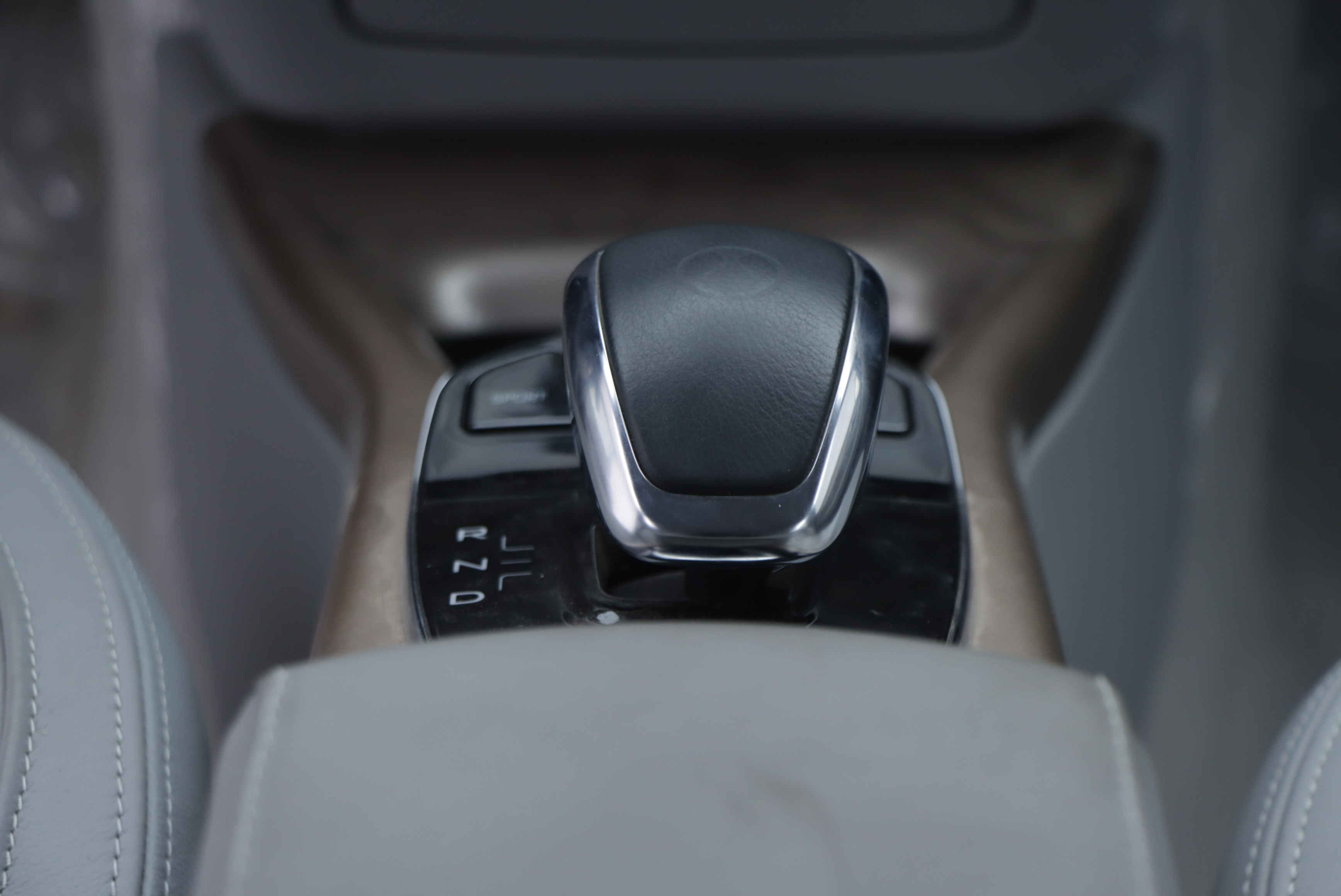 Denza 2019 car image #20