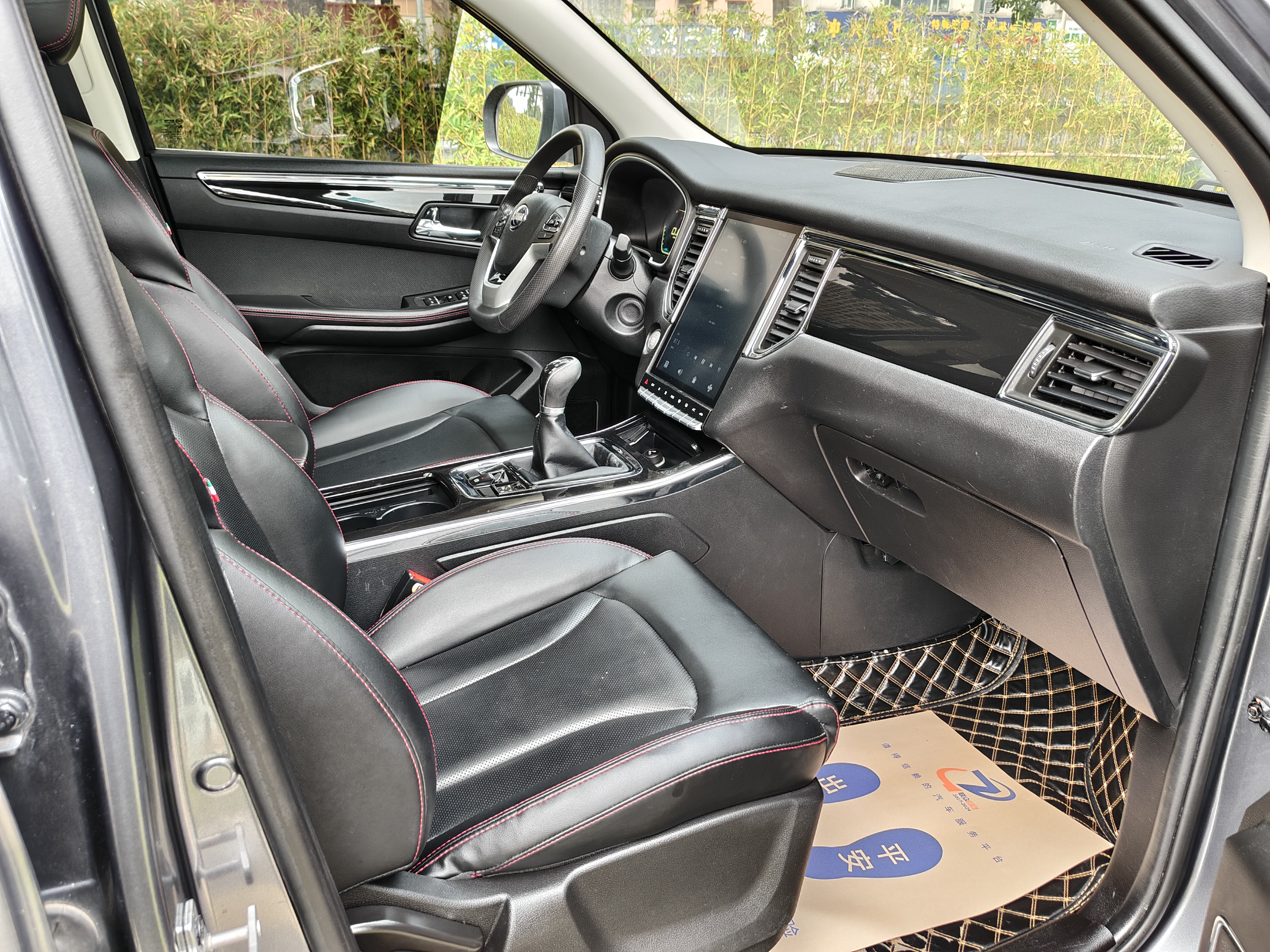 SWM斯威汽车 SWM斯威G05 2019 汽车图片 #20