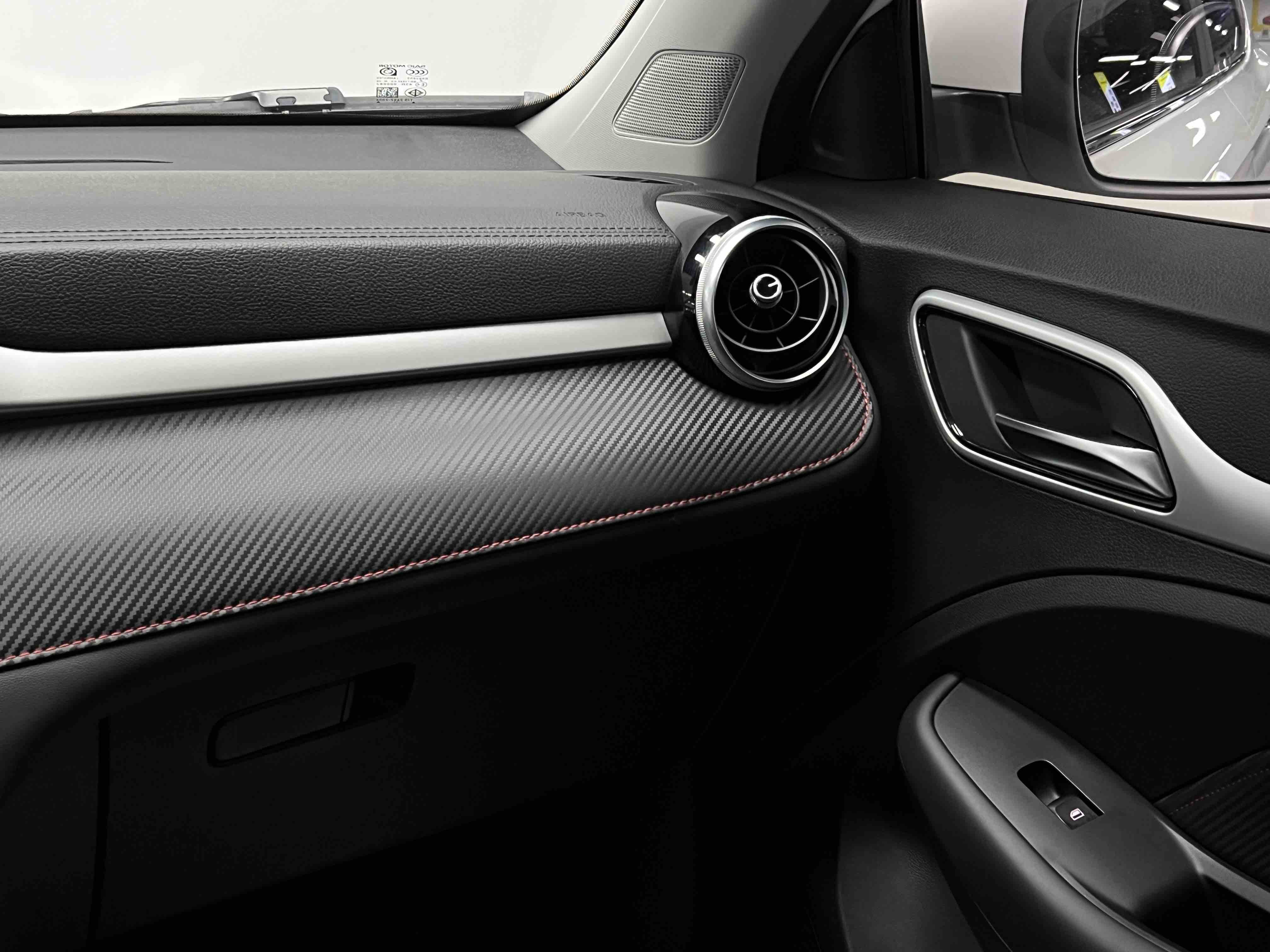 MG ZS 2022 car image #20