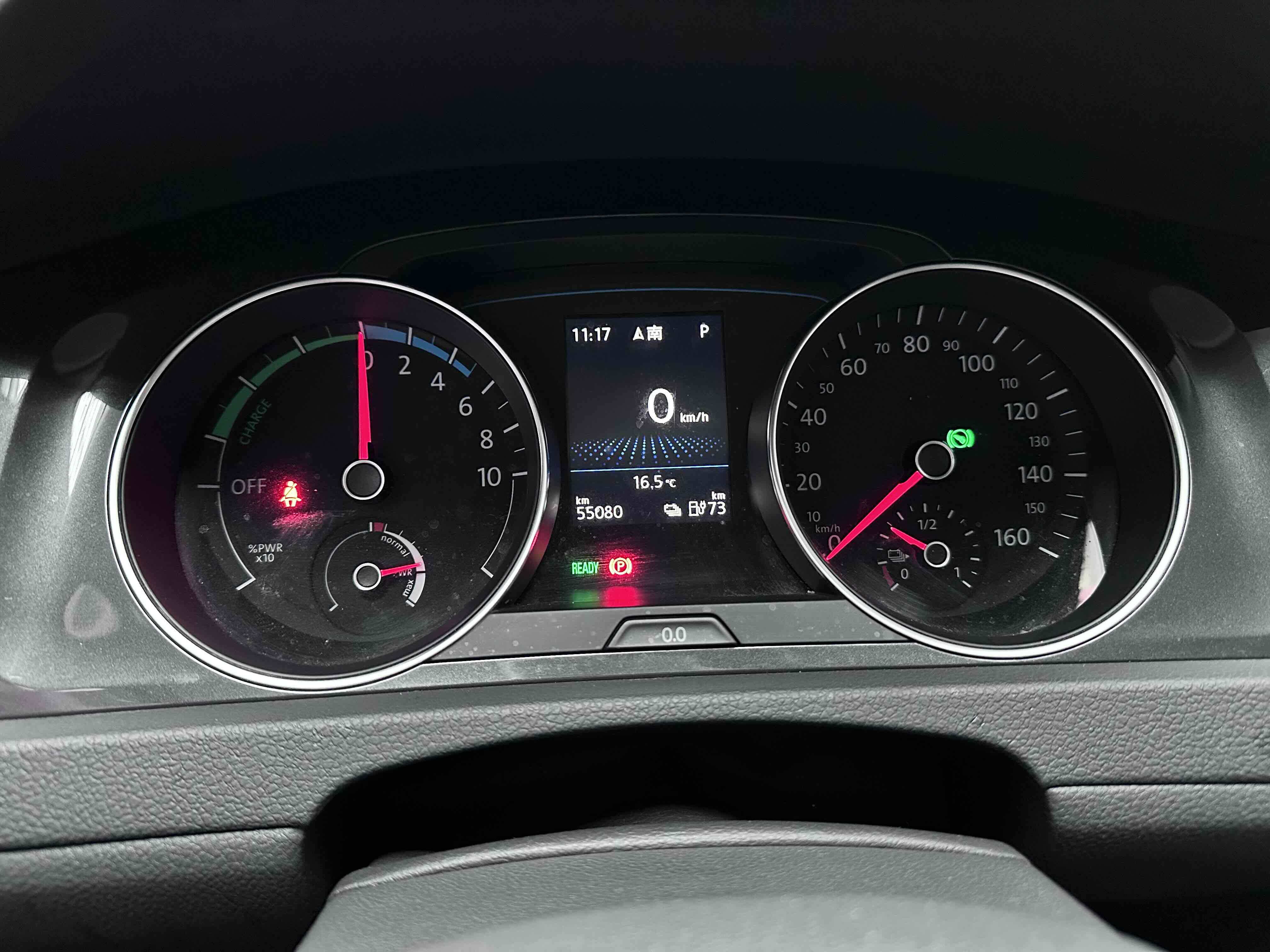 Volkswagen Golf Pure Electric 2021 car image #20