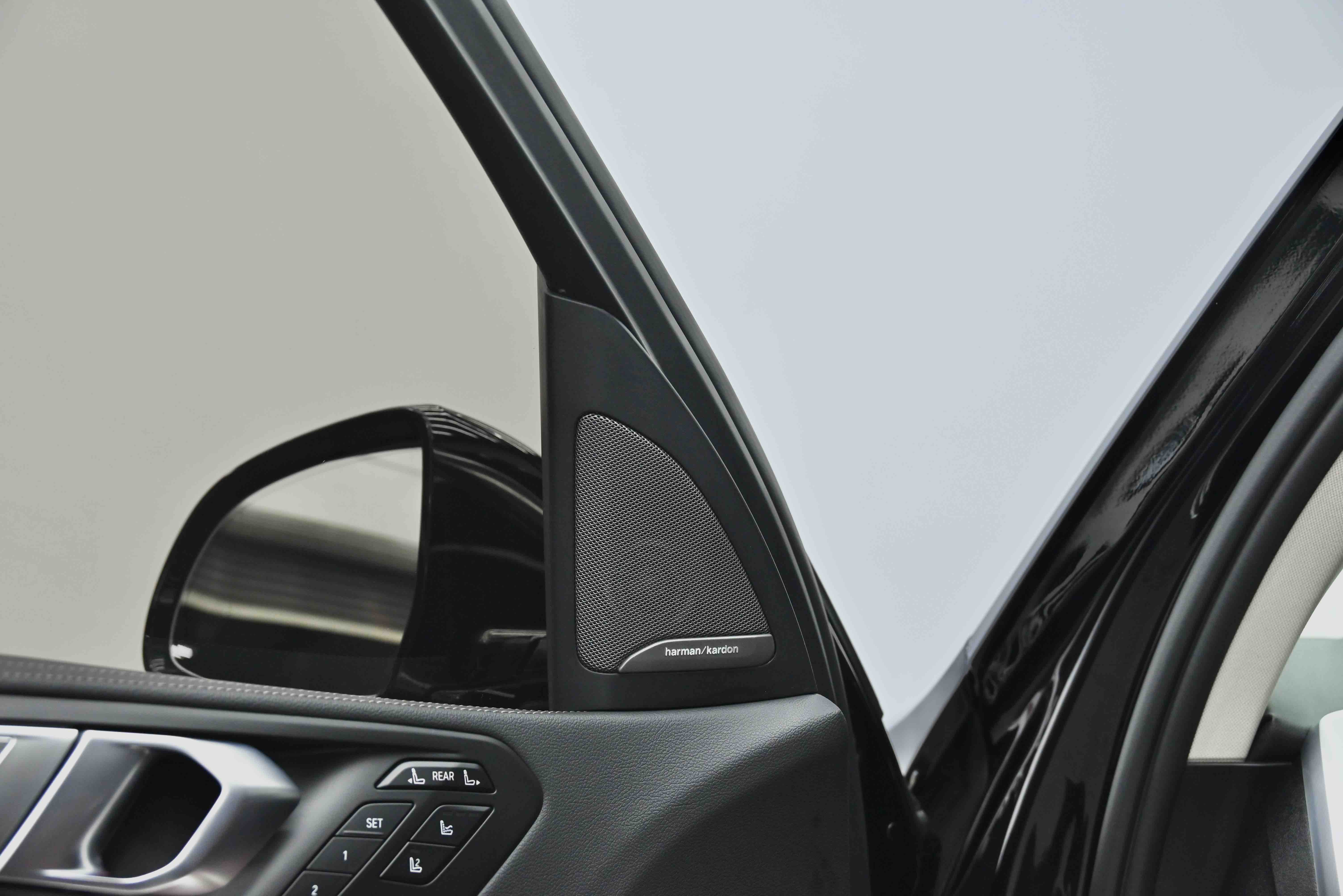 BMW X7 2020 #20 BMW X7 2020 car image #20