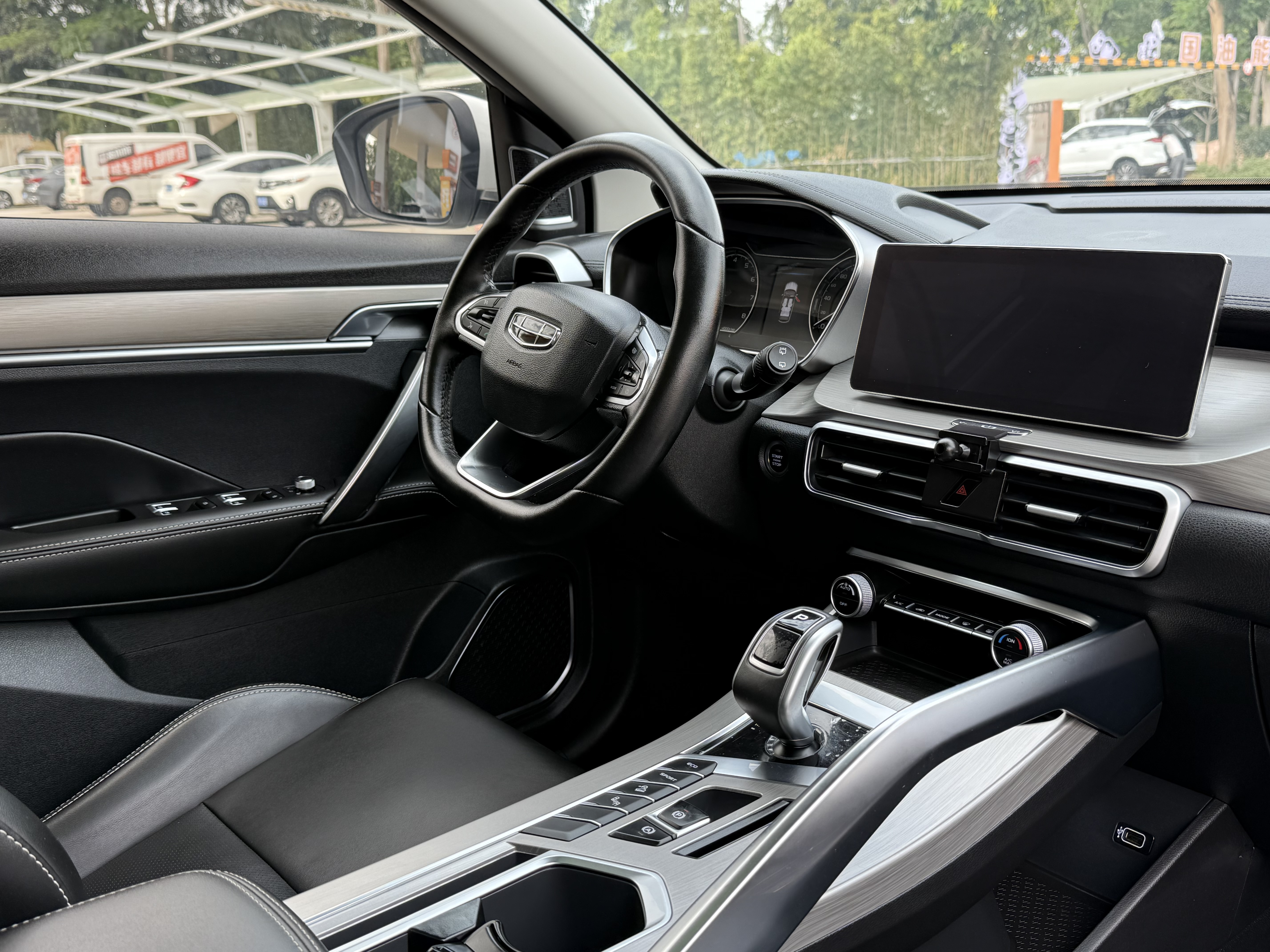 GEELY 2020 #20 GEELY 2020 car image #20