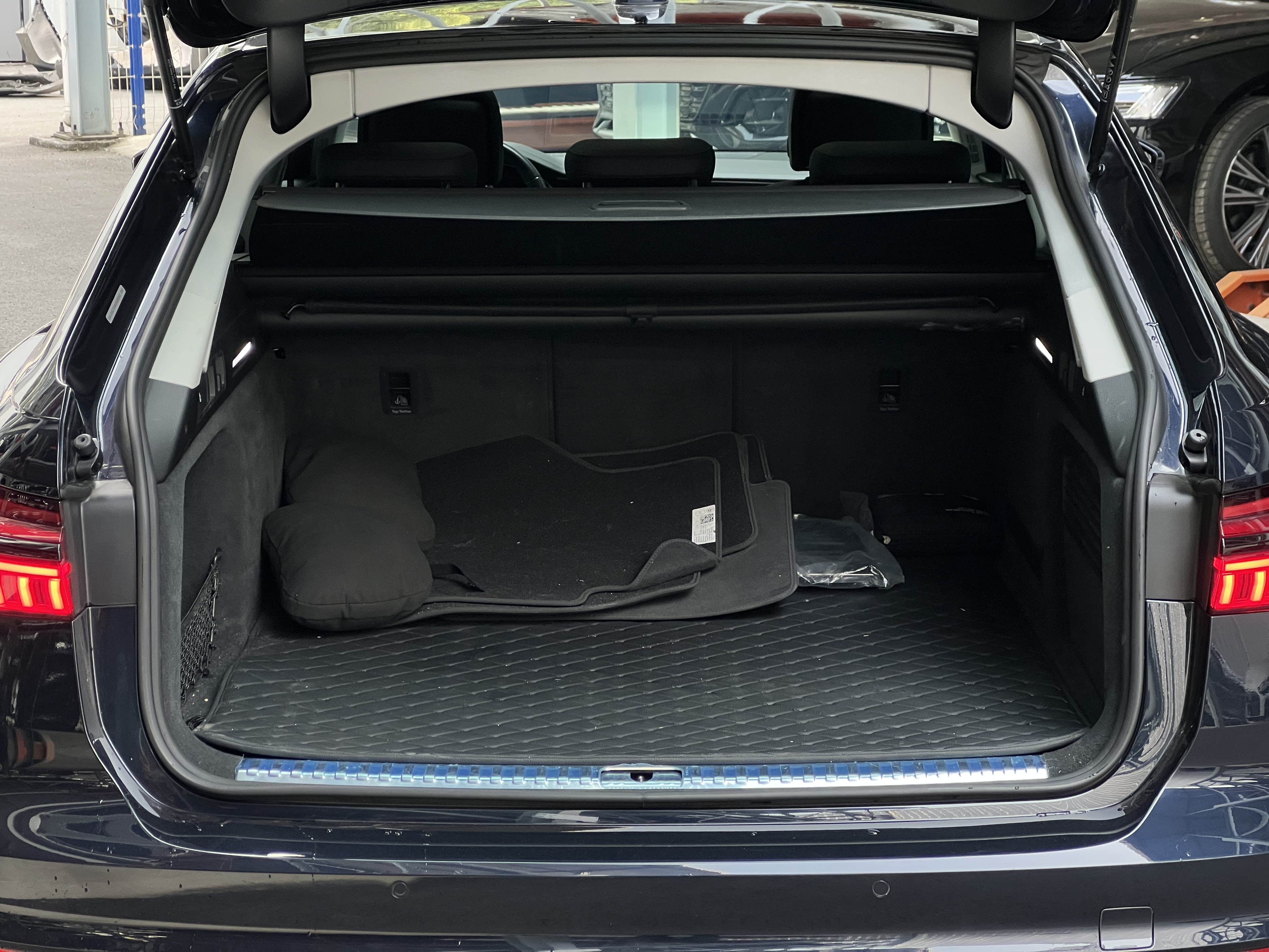 Audi A6 (Imported) 2021 car image #20