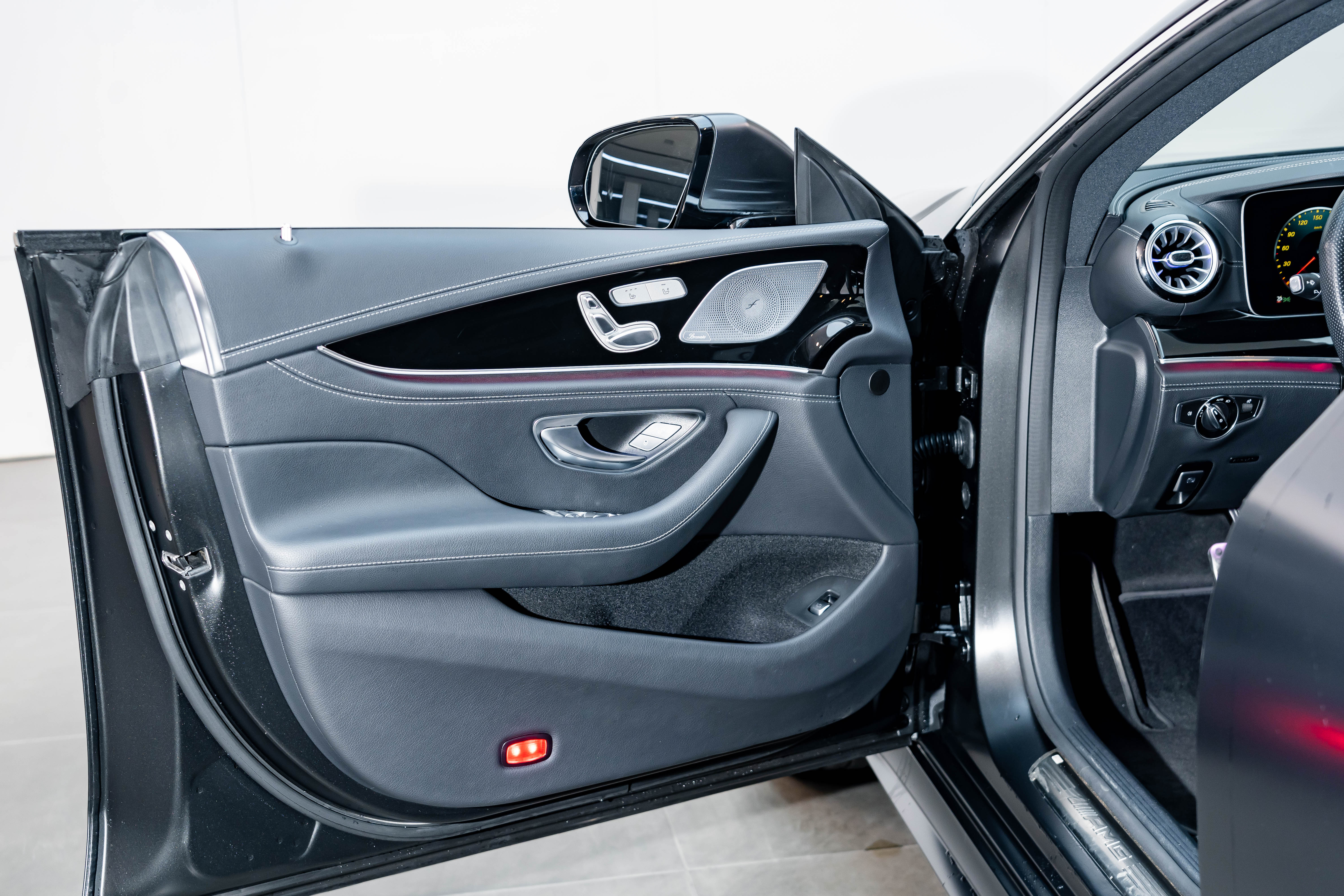 Mercedes-Benz AMG GT 2021 #20 Mercedes-Benz AMG GT 2021 صورة سيارة #20