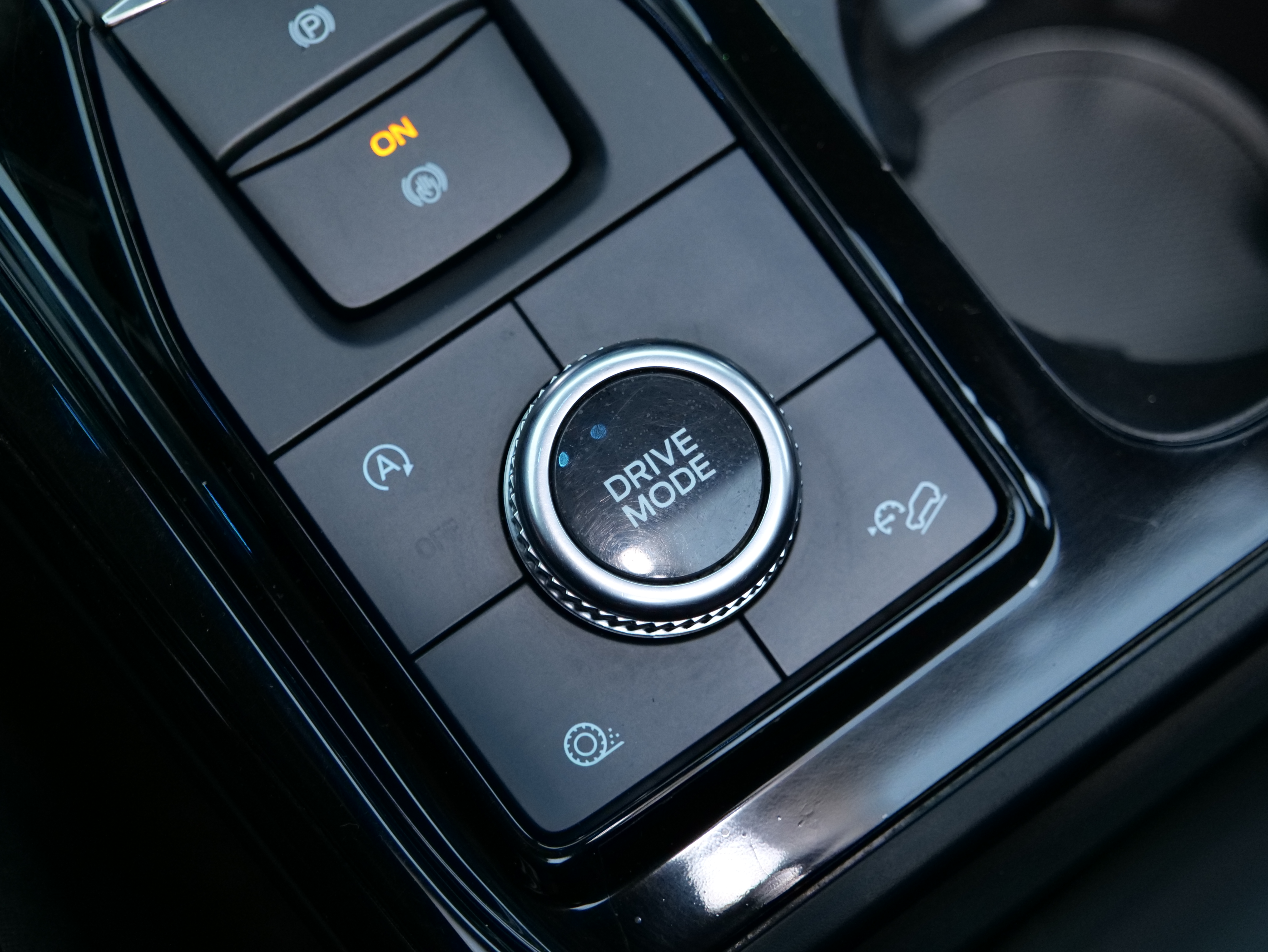 Ford Explorer 2021 #20 Ford Explorer 2021 car image #20