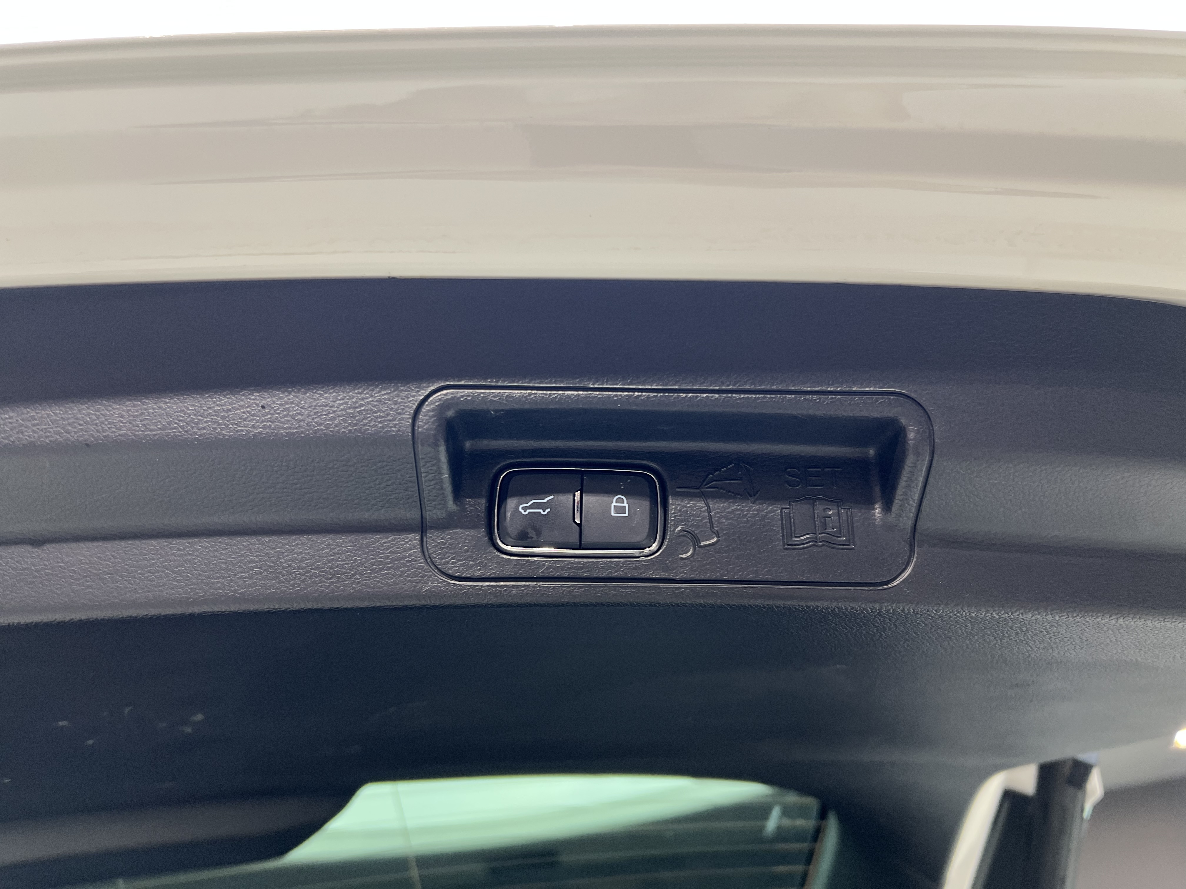 Ford Explorer 2021 car image #20